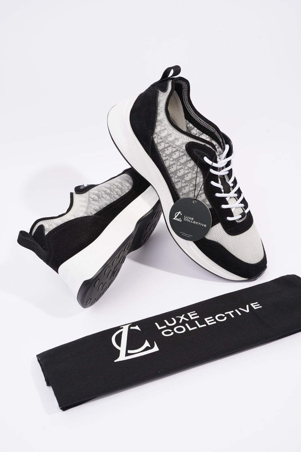 Christian Dior Mens B25 Runner Sneaker White / Black EU 44 / UK 10