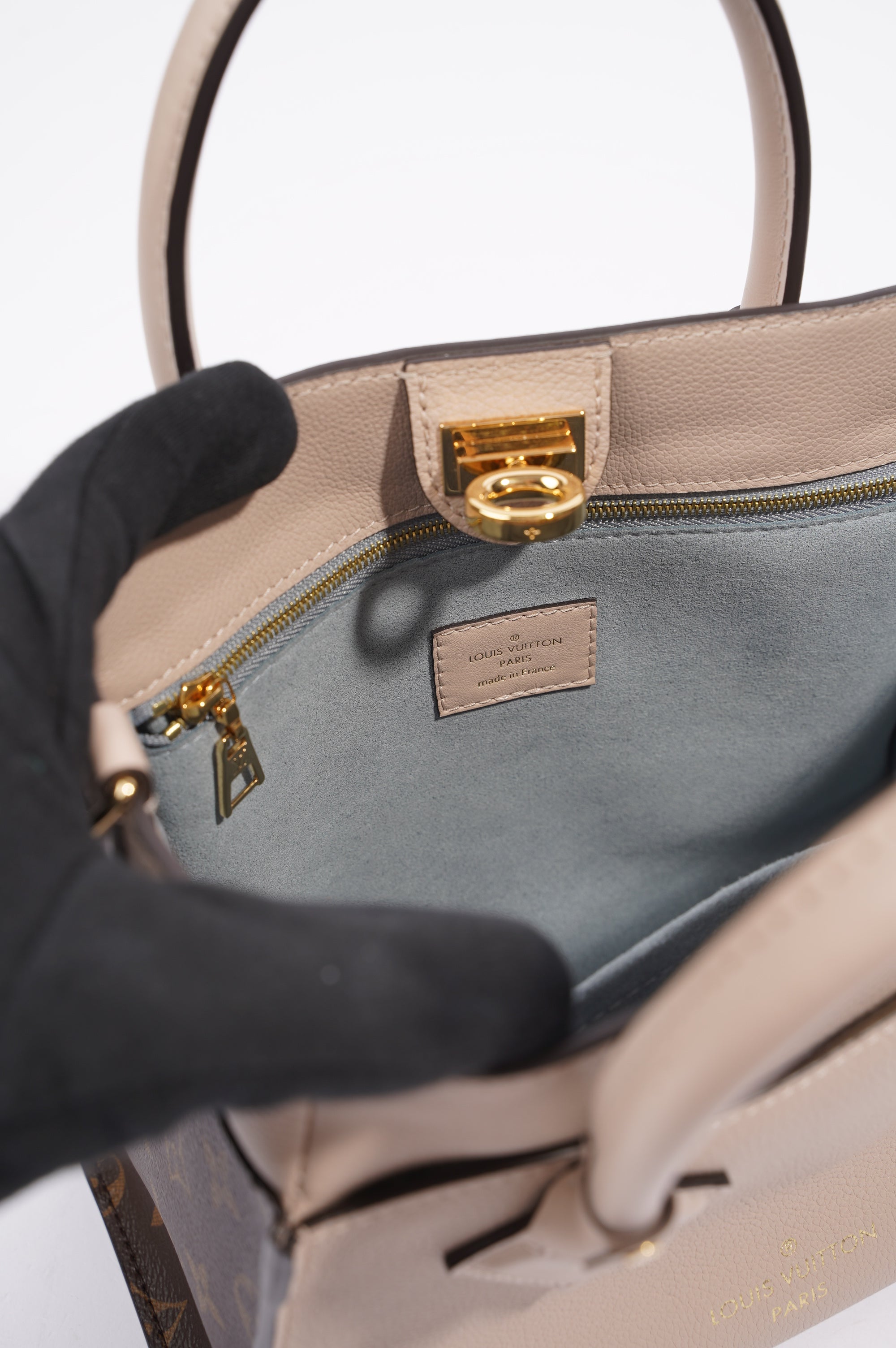 Louis Vuitton Womens On My Side Tote Greige / Monogram PM