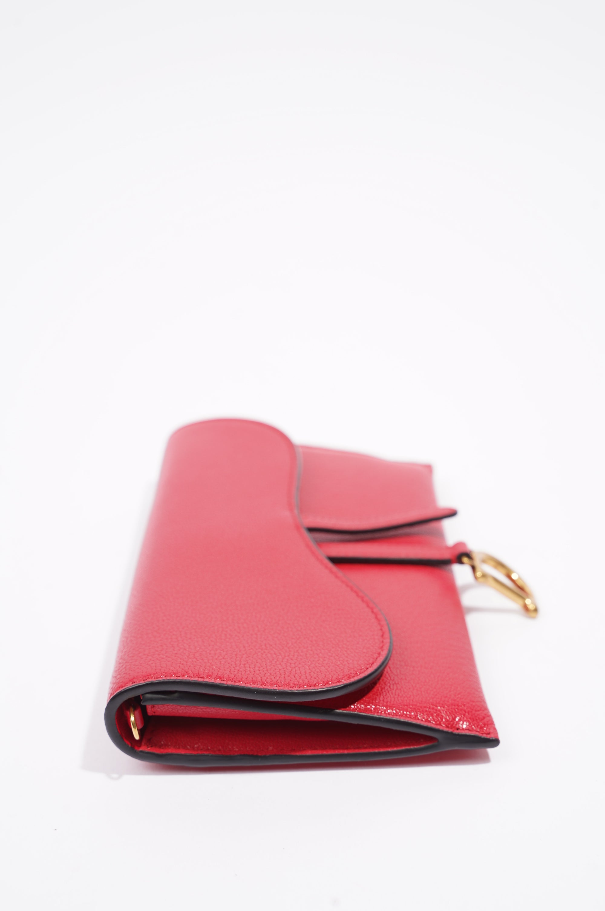 Christian Dior Womens Saddle On Chain Raspberry