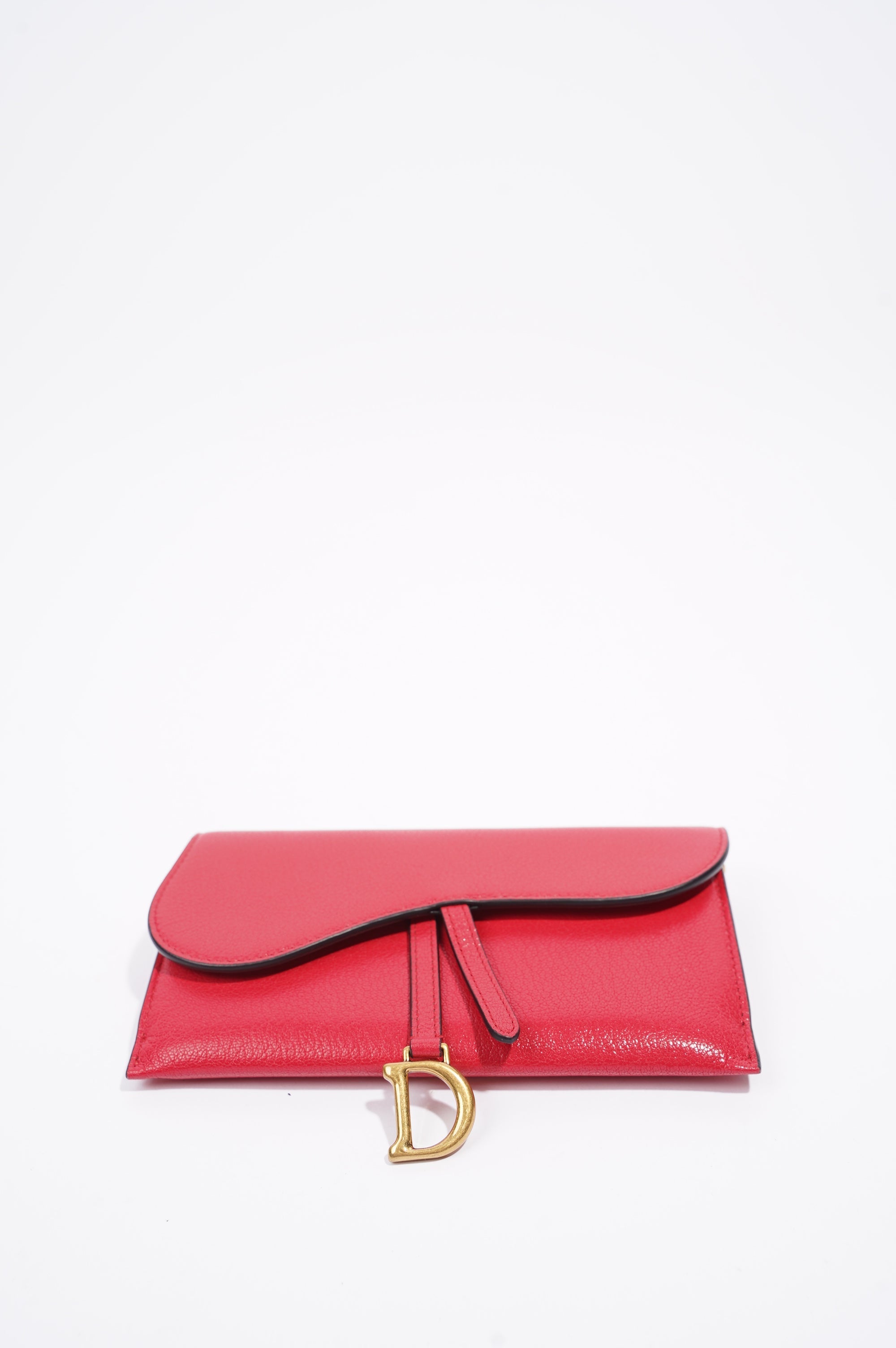 Christian Dior Womens Saddle On Chain Raspberry