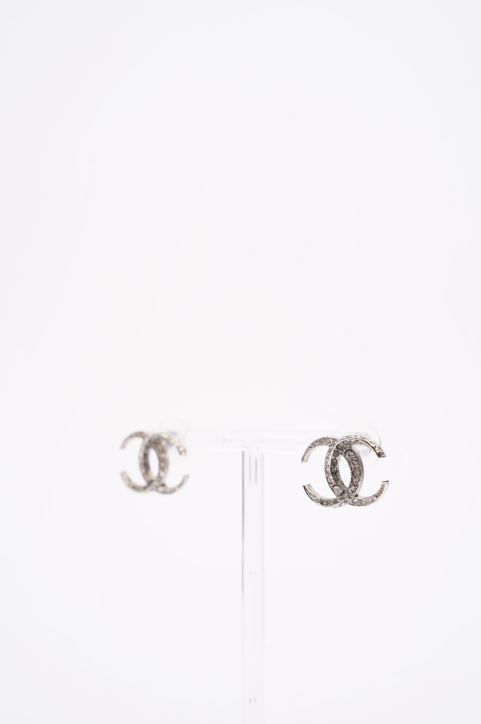 Chanel Womens CC Earrings Silver