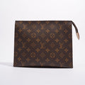 Louis Vuitton Womens Toiletry Monogram 26