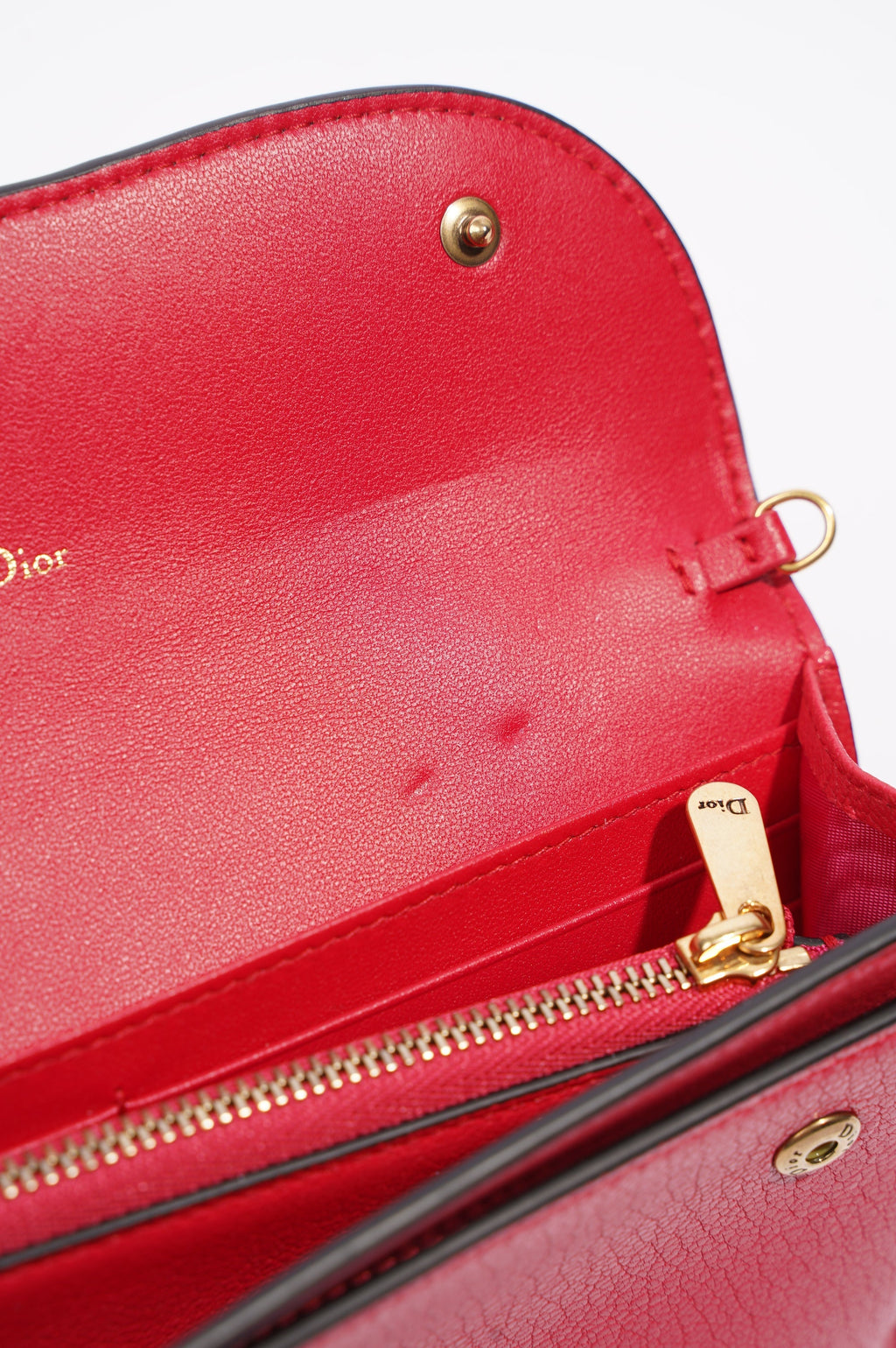 Christian Dior Womens Saddle On Chain Raspberry