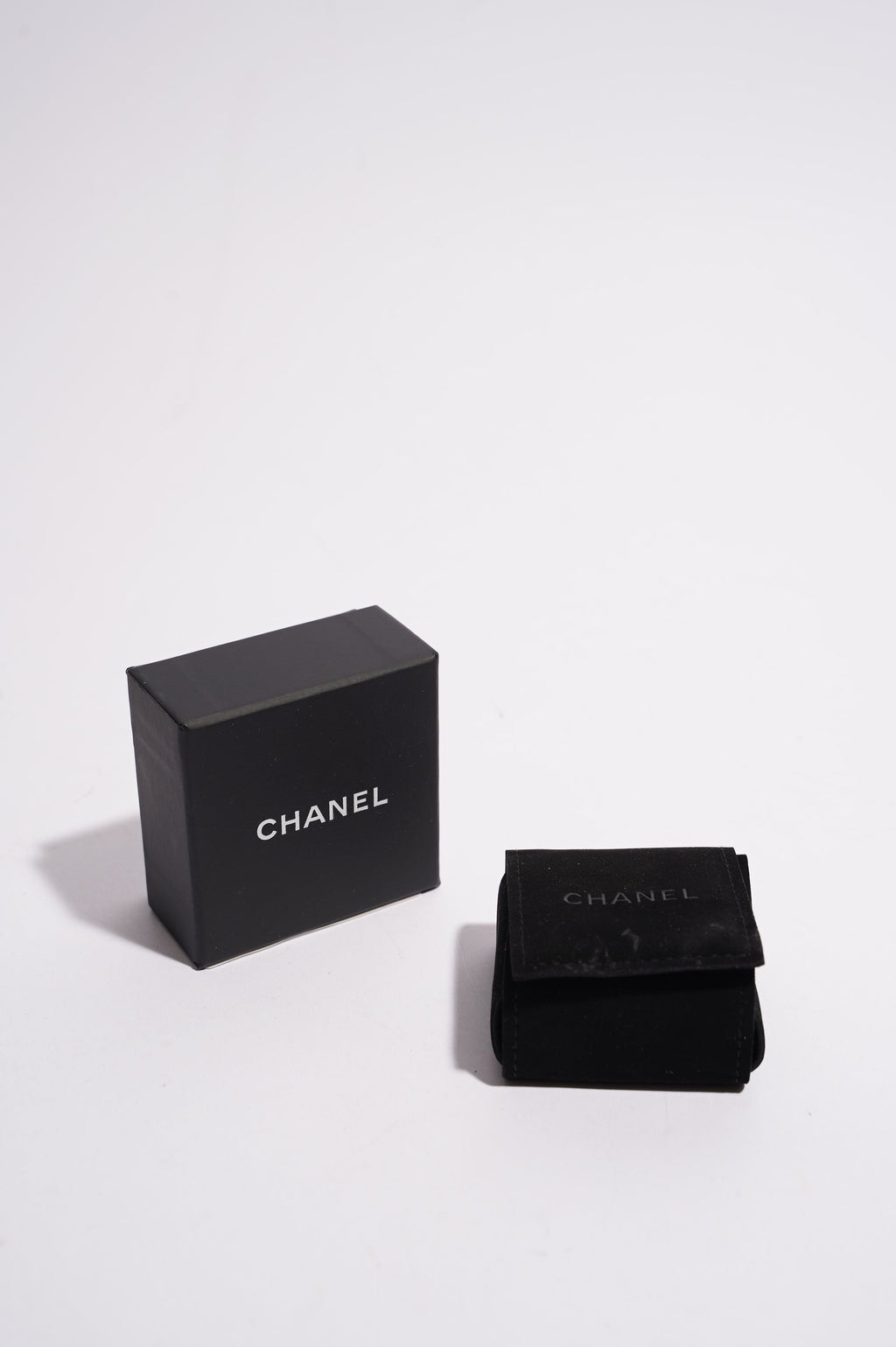 Chanel Womens CC Earrings Silver