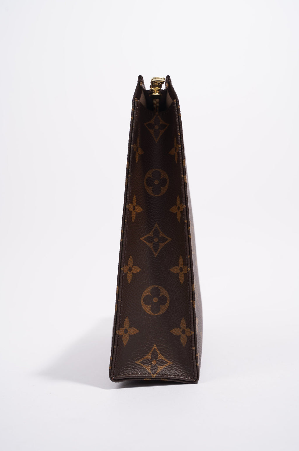 Louis Vuitton Womens Toiletry Monogram 26