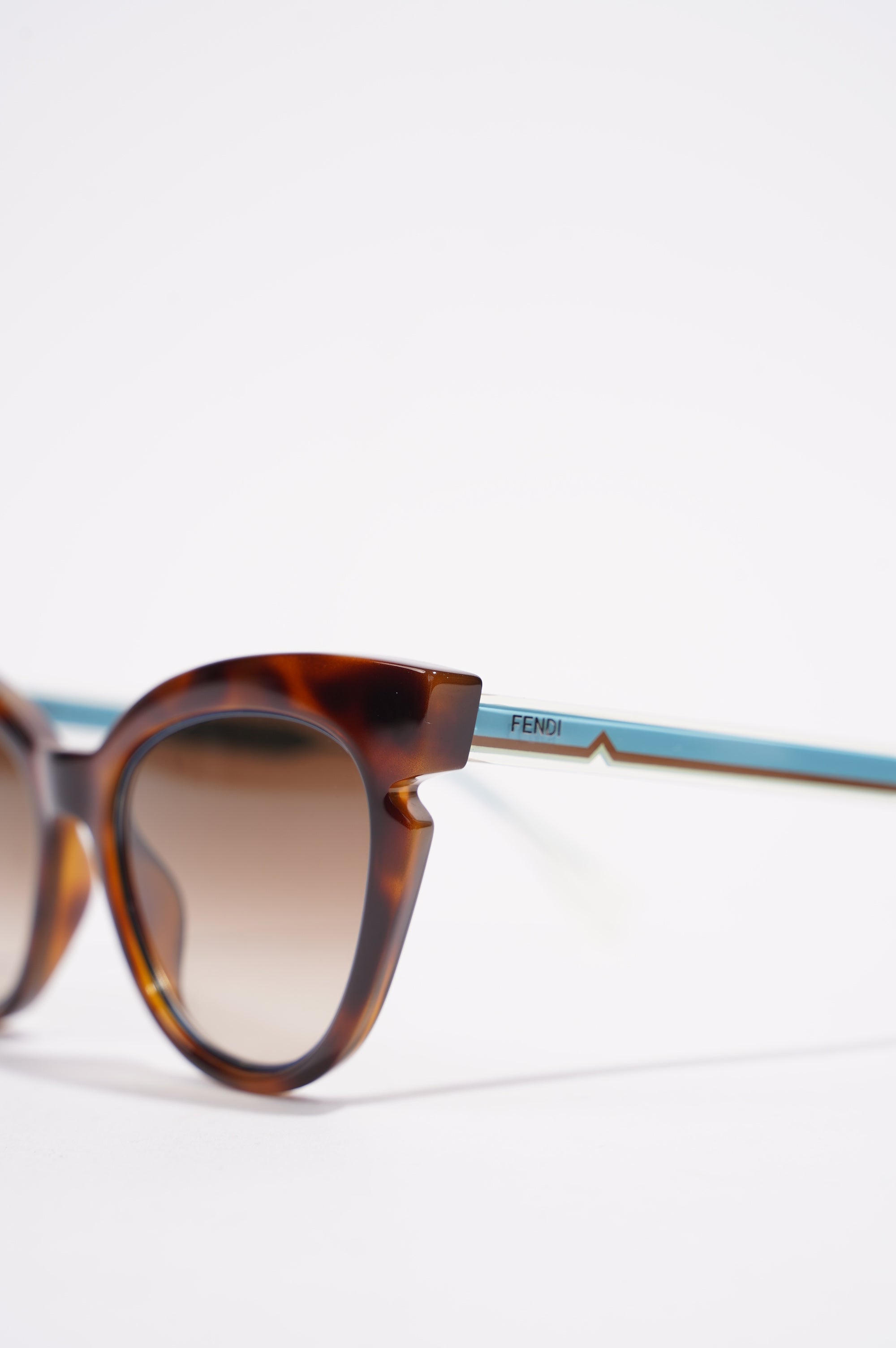 Fendi Womens FF0132 S Cat Eye Sunglasses Tortoise Shell Blue 140