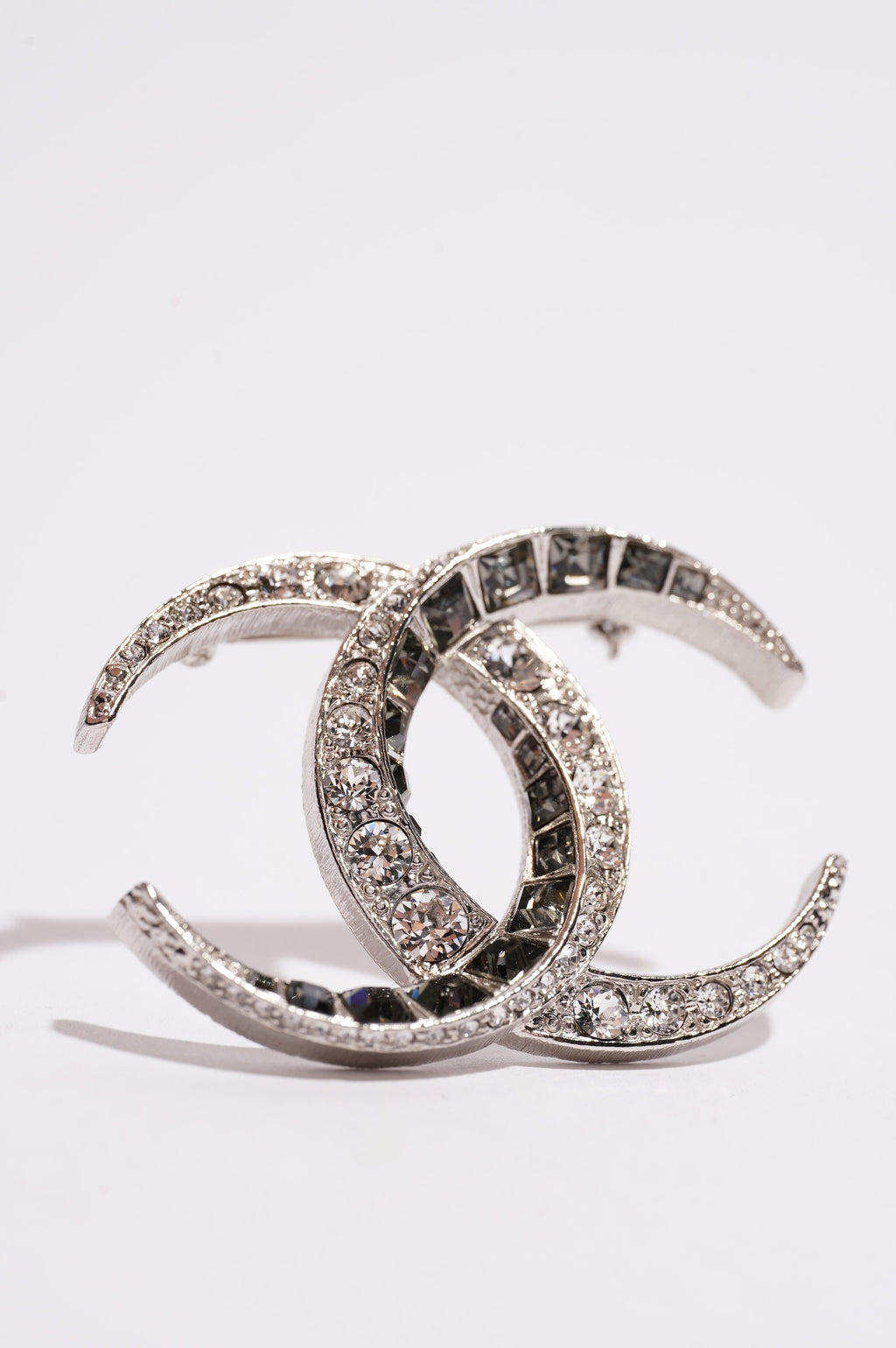 Chanel Womens Brooch Silver