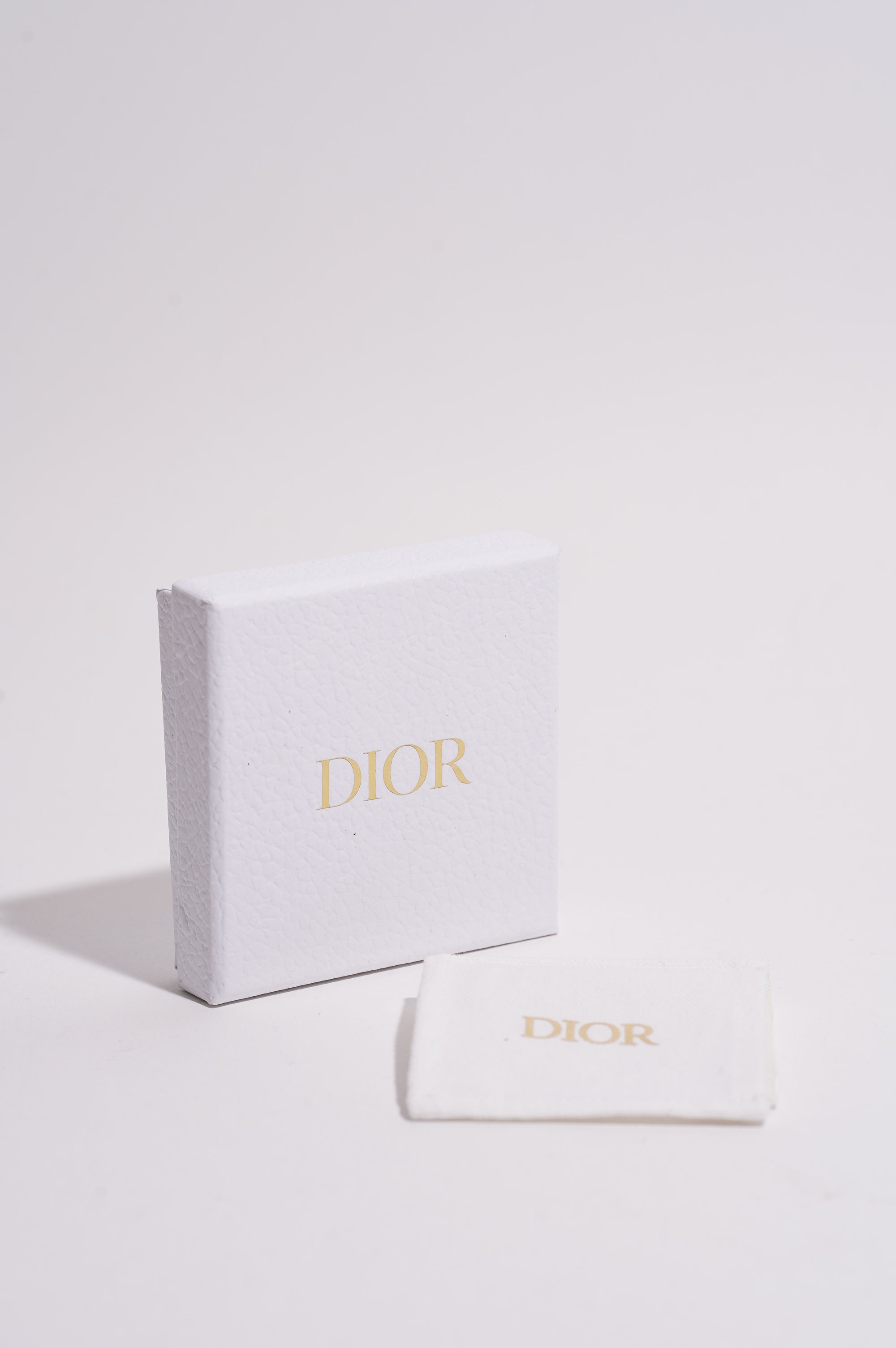 Christian Dior Womens Tribales Earrings Gold / Pearl