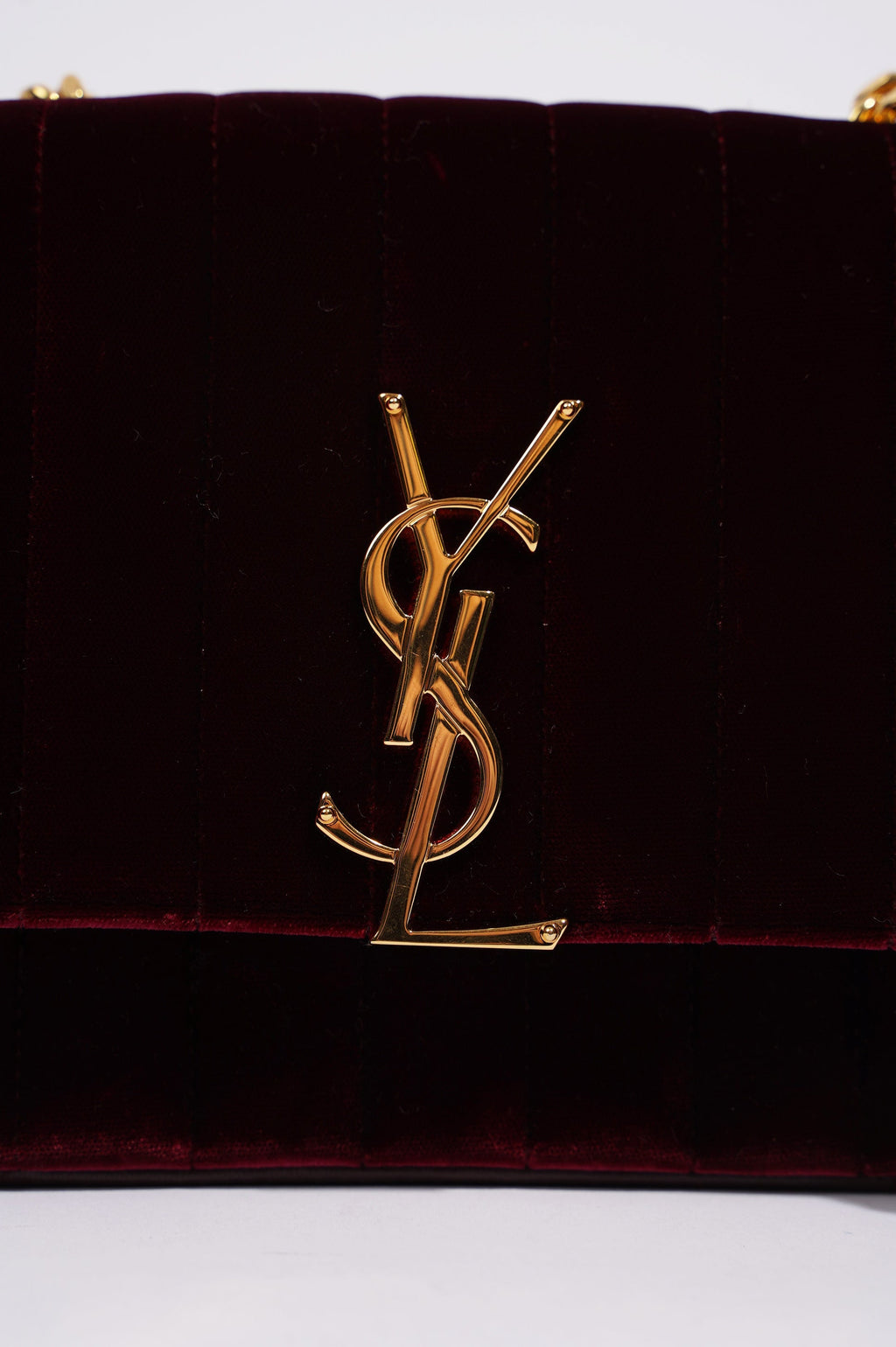 Saint Laurent Womens Vicky Burgundy Velvet Small