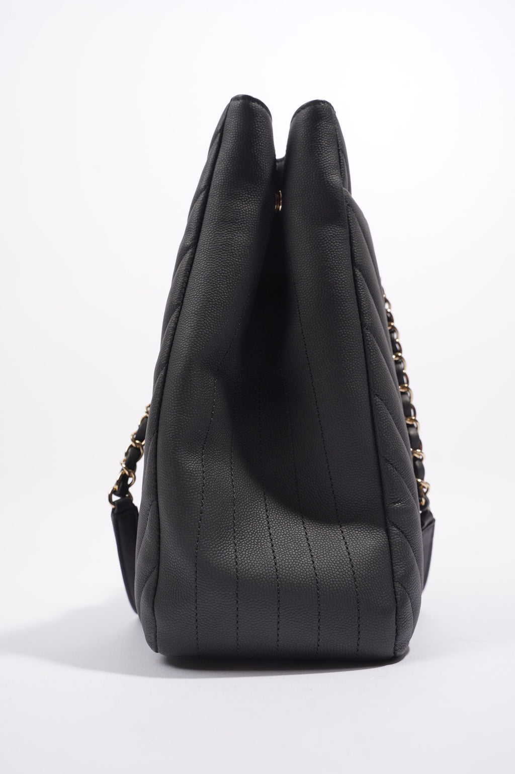 Chanel Womens Lambskin Classic Chevron Timeless Tote Black
