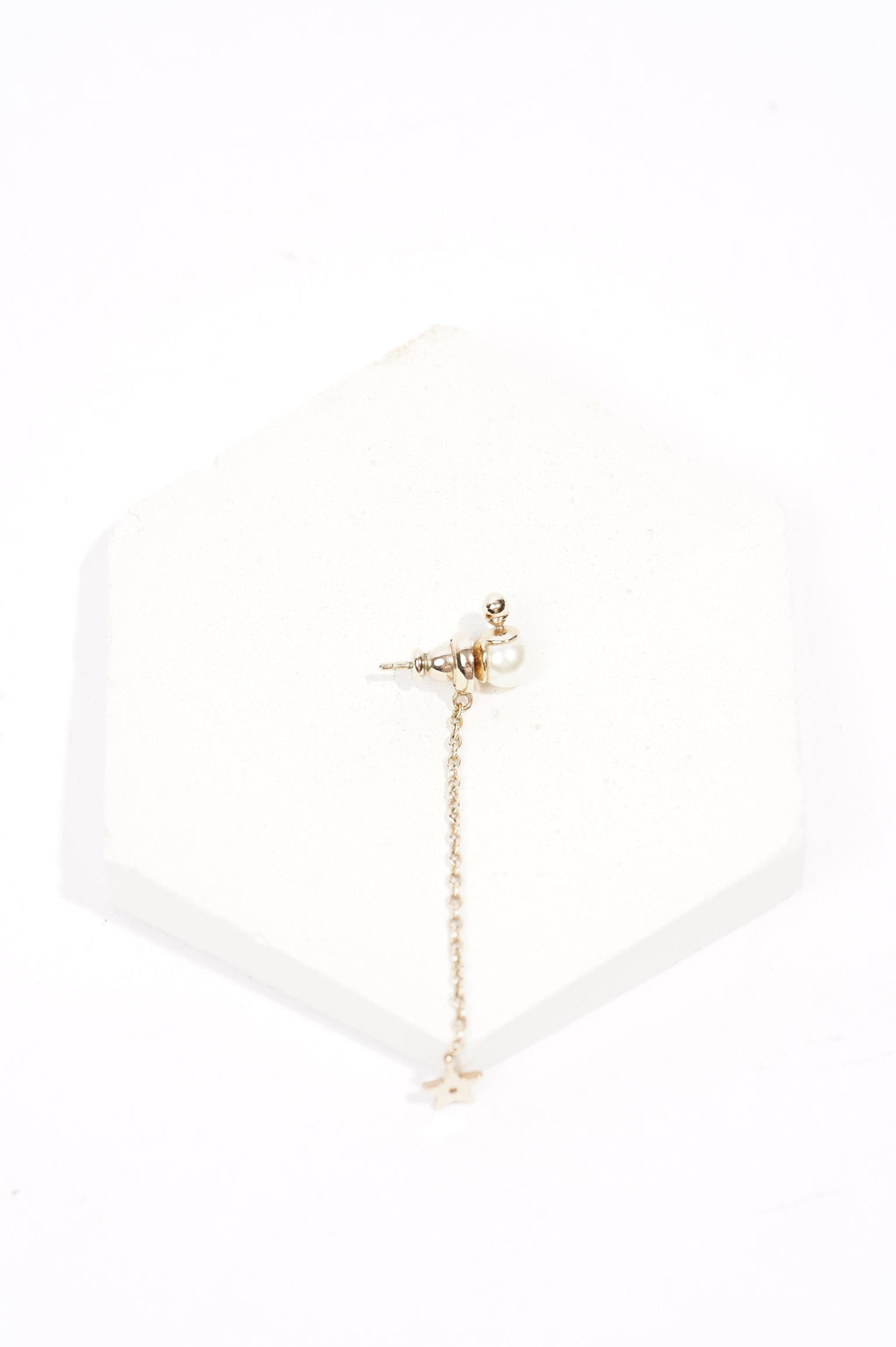 Christian Dior Womens Tribales Earrings Gold / Pearl