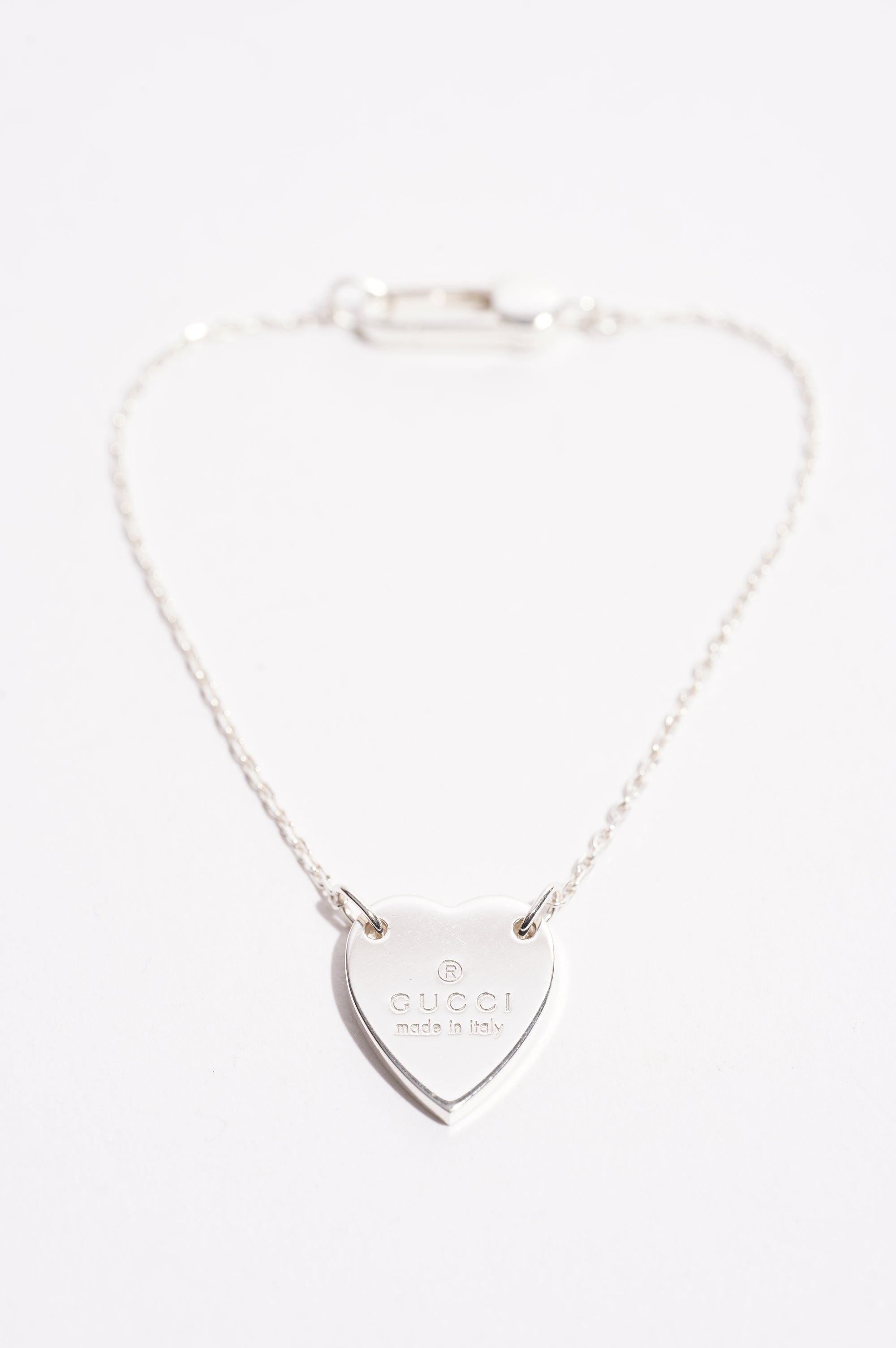 Gucci Womens Heart Tag Bracelet Silver