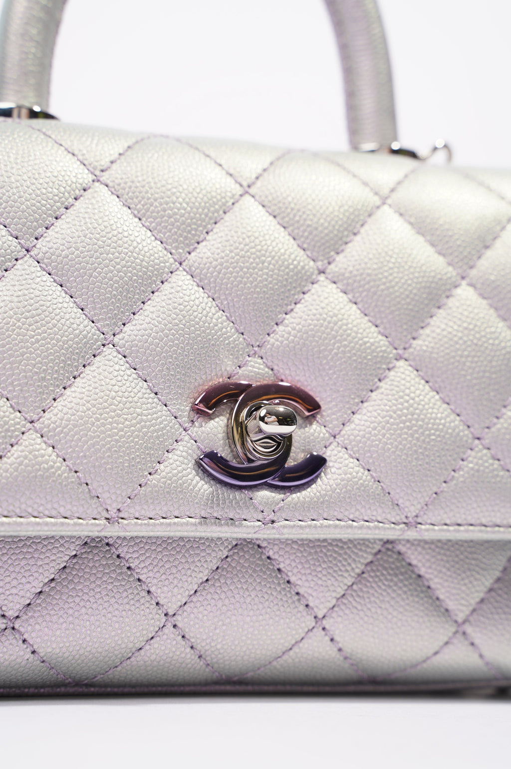 Chanel Womens 21K Coco Handle Iridescent Purple Caviar Mini