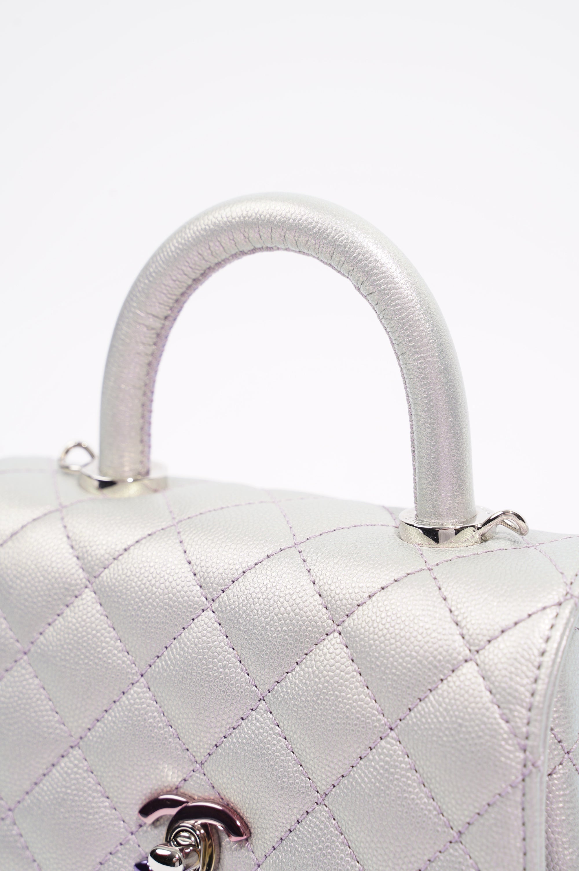 Chanel Womens 21K Coco Handle Iridescent Purple Caviar Mini