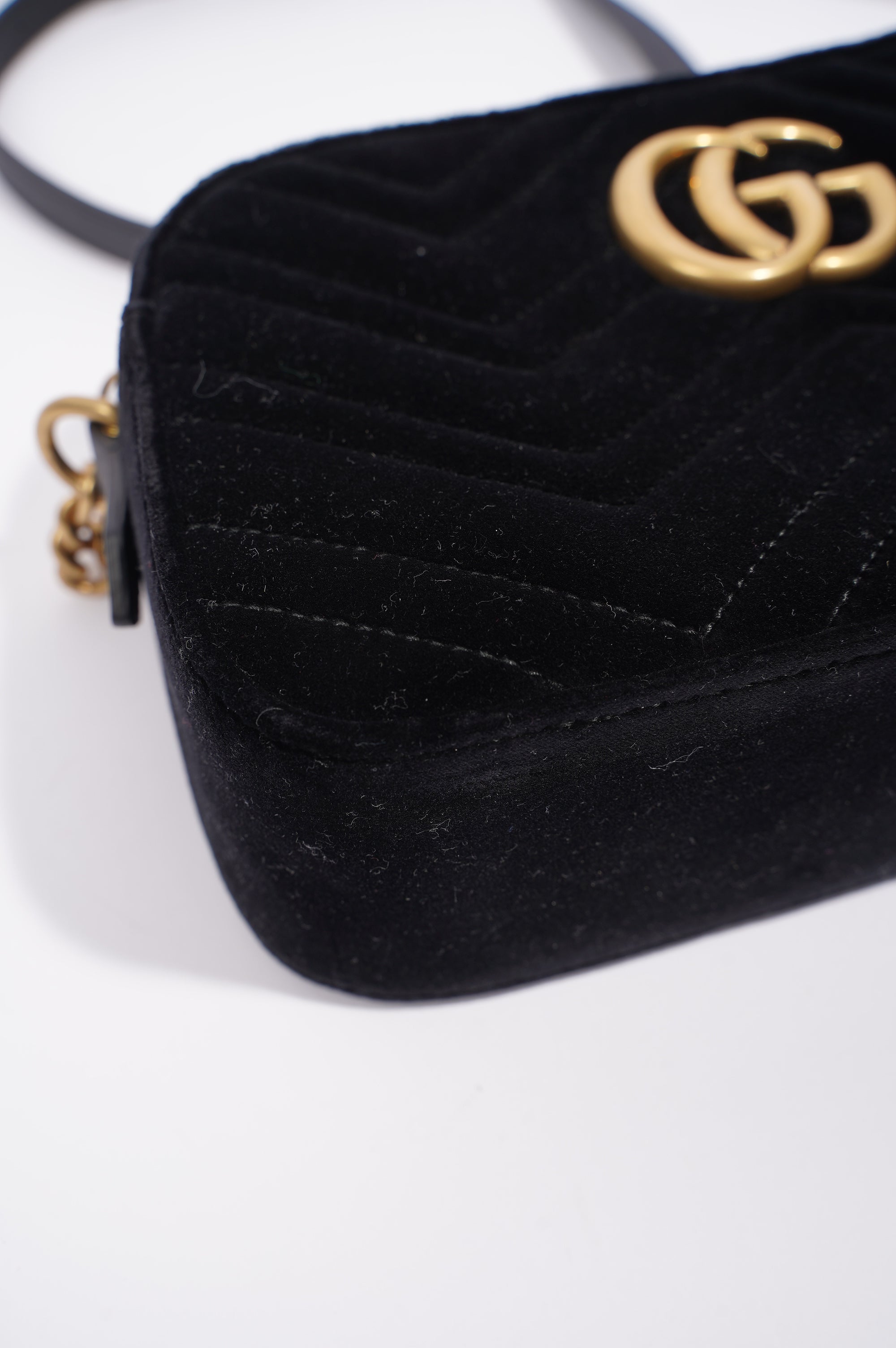Gucci Womens GG Marmont Zip Bag Black Velvet Small