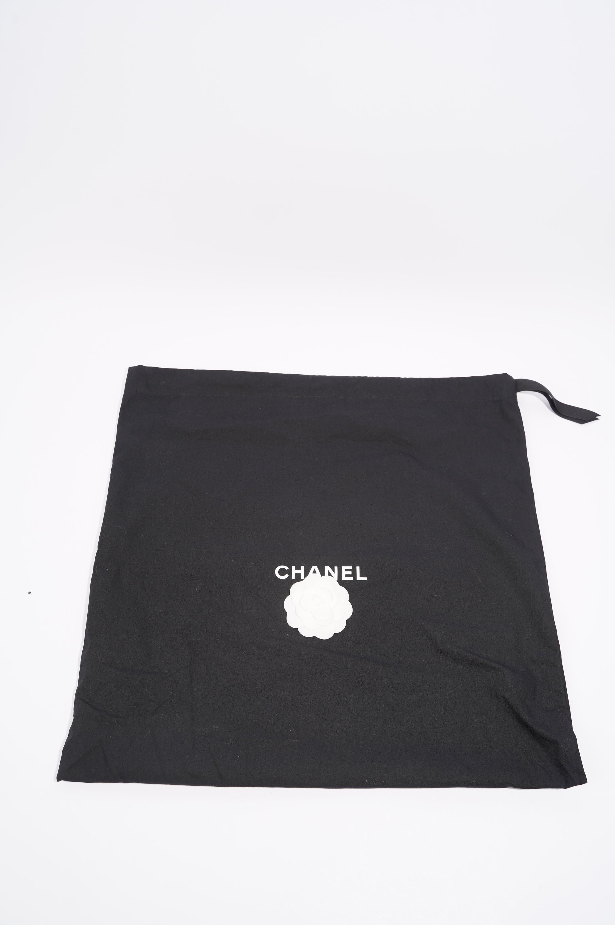 Chanel Womens Lambskin Classic Chevron Timeless Tote Black