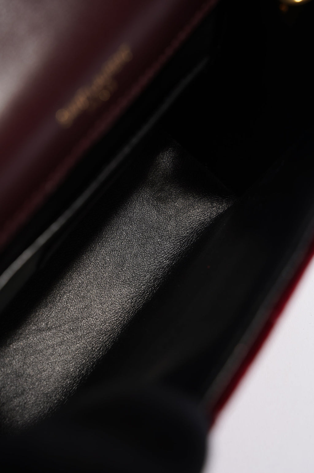 Saint Laurent Womens Vicky Burgundy Velvet Small