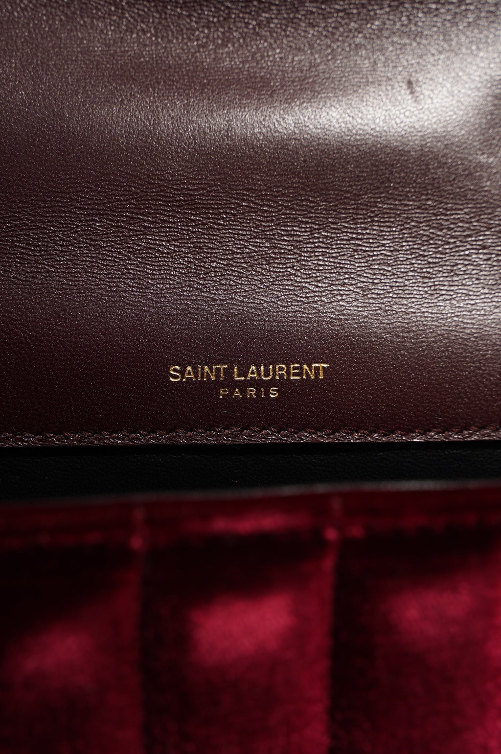 Saint Laurent Womens Vicky Burgundy Velvet Small