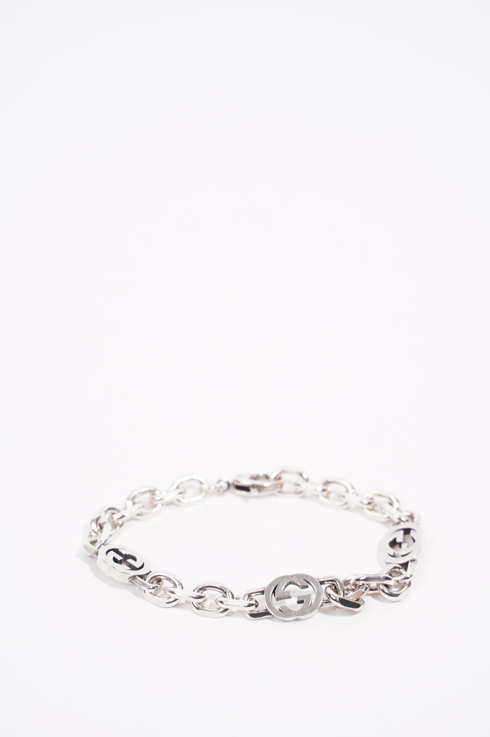 Gucci Mens Interlocking G Bracelet Silver
