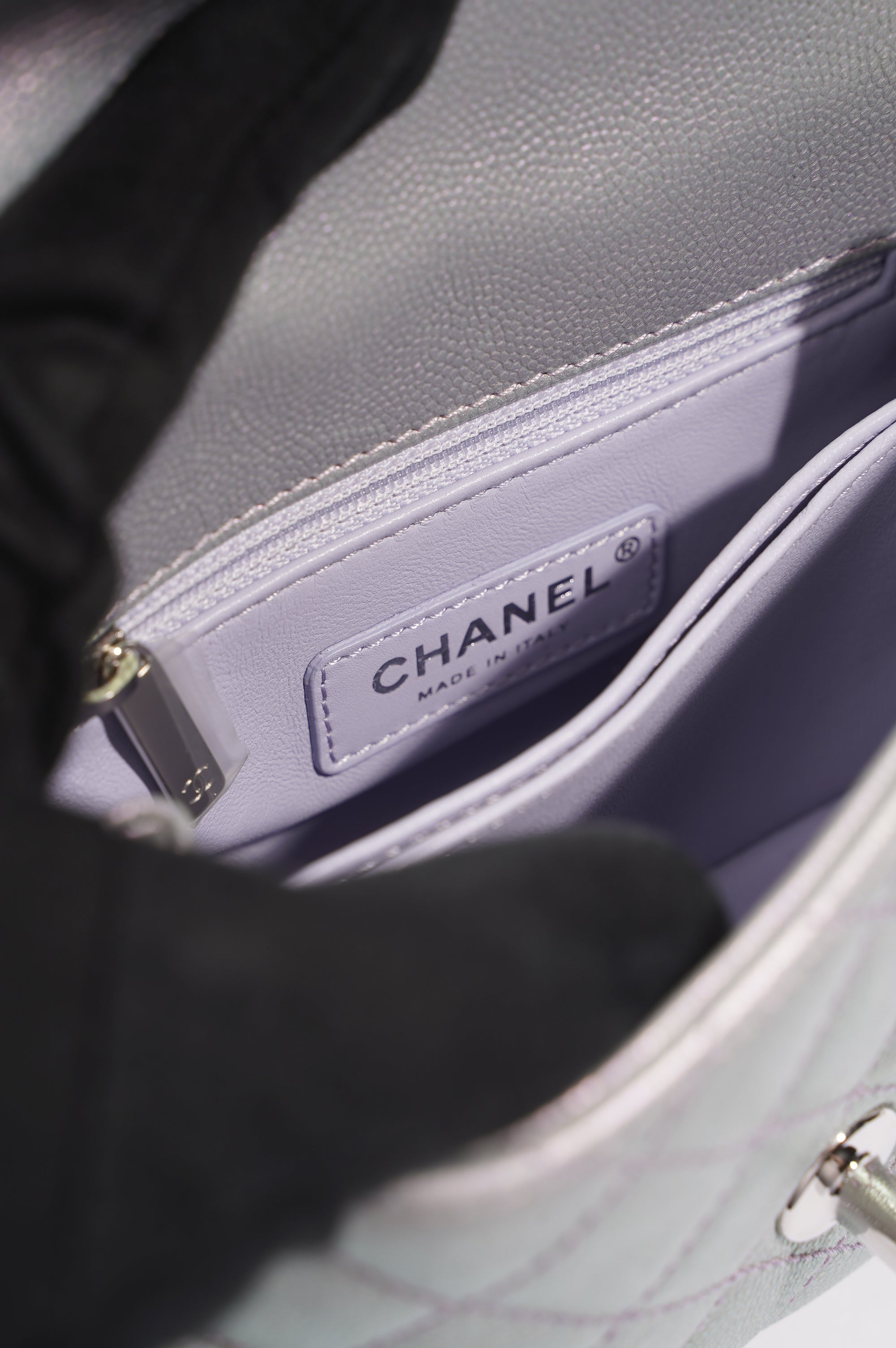 Chanel Womens 21K Coco Handle Iridescent Purple Caviar Mini