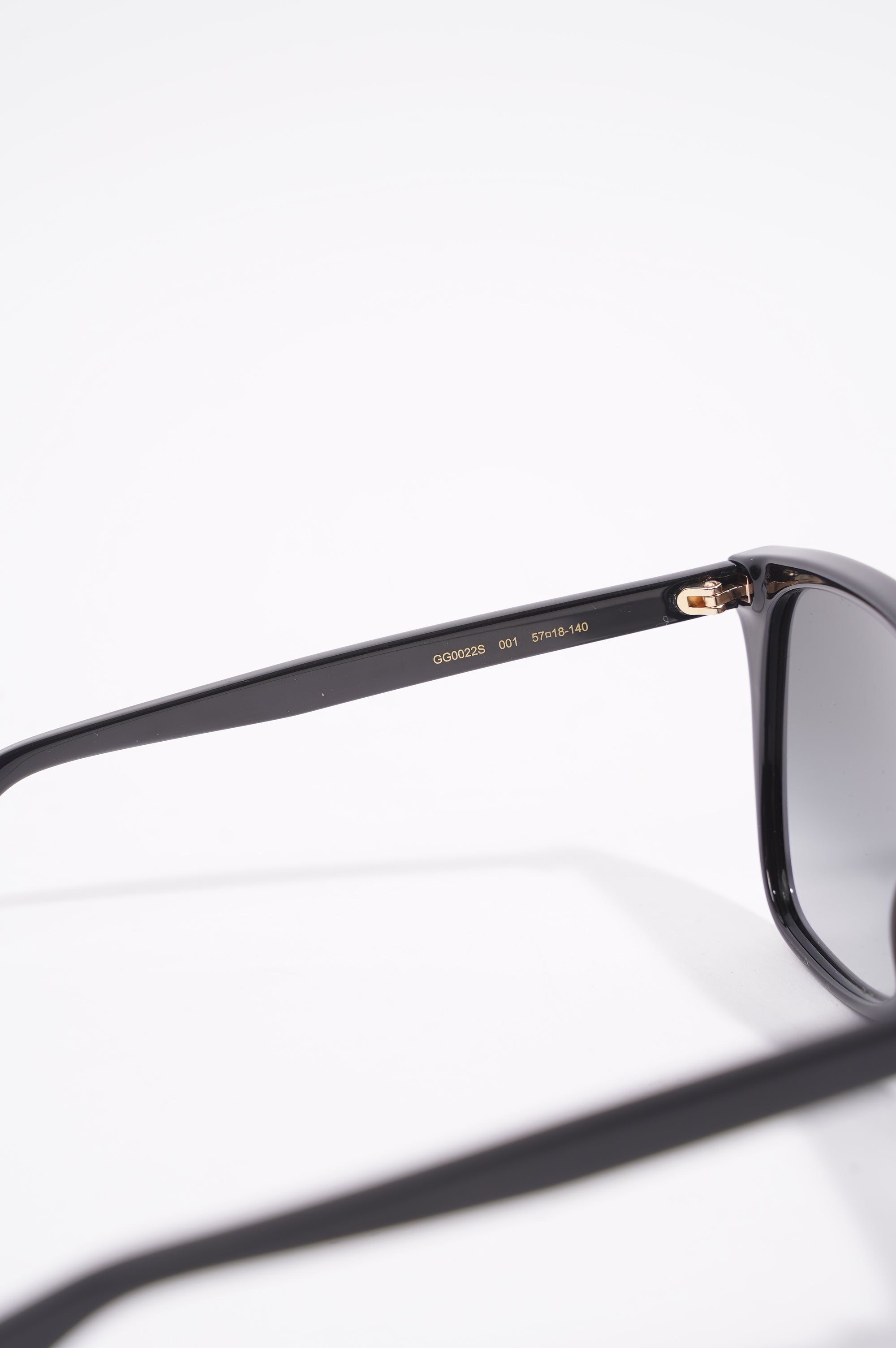 Gucci Womens GG0022S Sunglasses Black 140