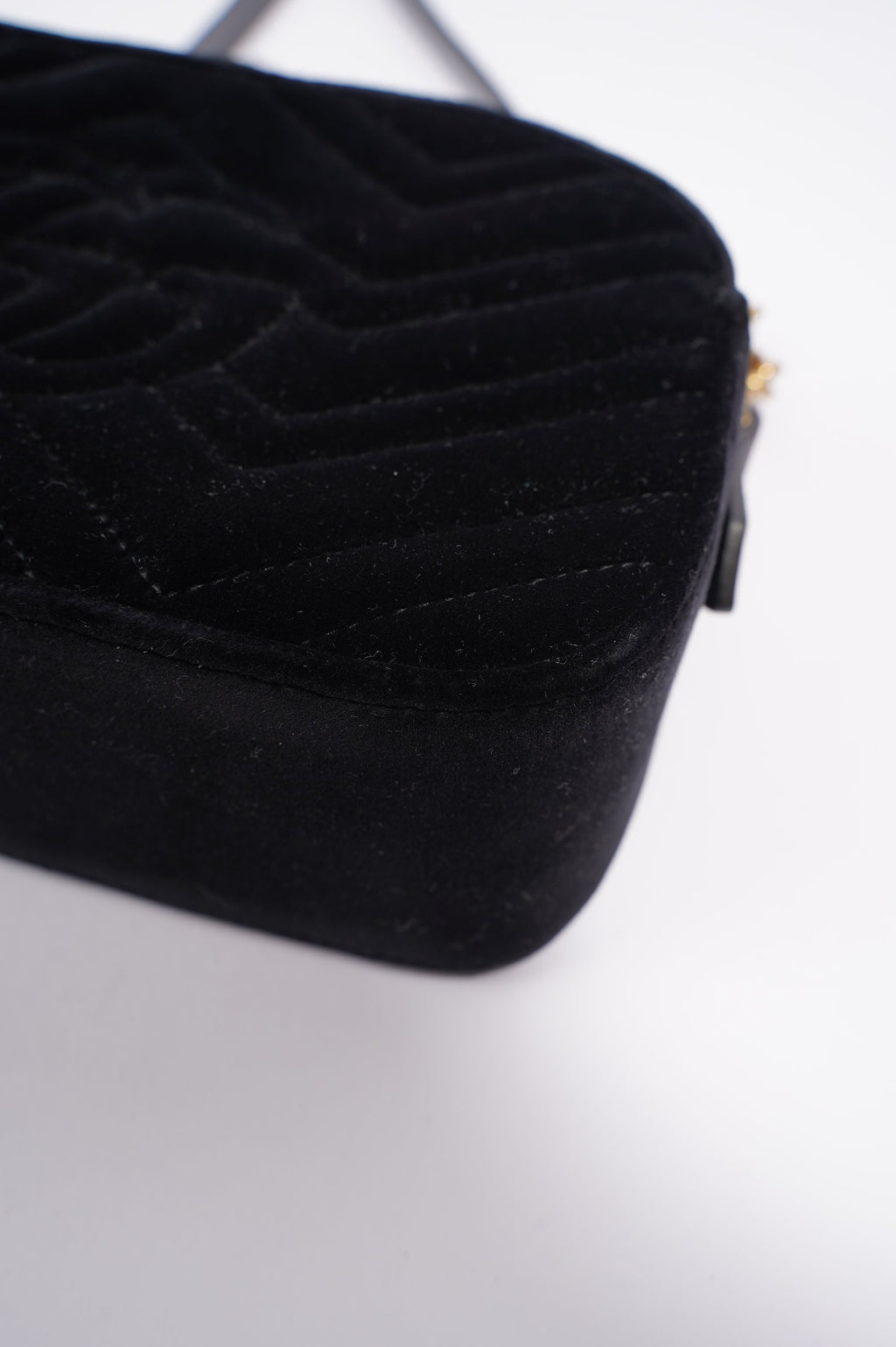 Gucci Womens GG Marmont Zip Bag Black Velvet Small