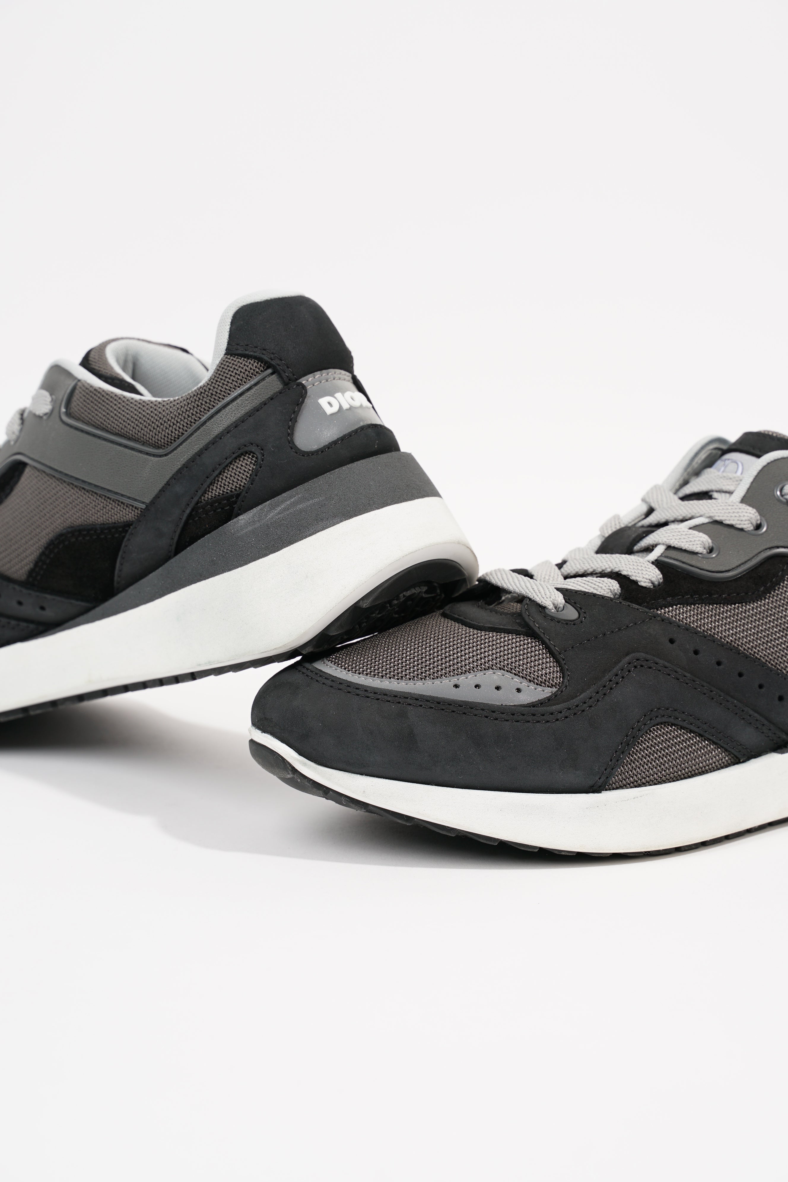 Christian Dior Mens B29 Sneaker Grey / Black EU 42 / UK 8