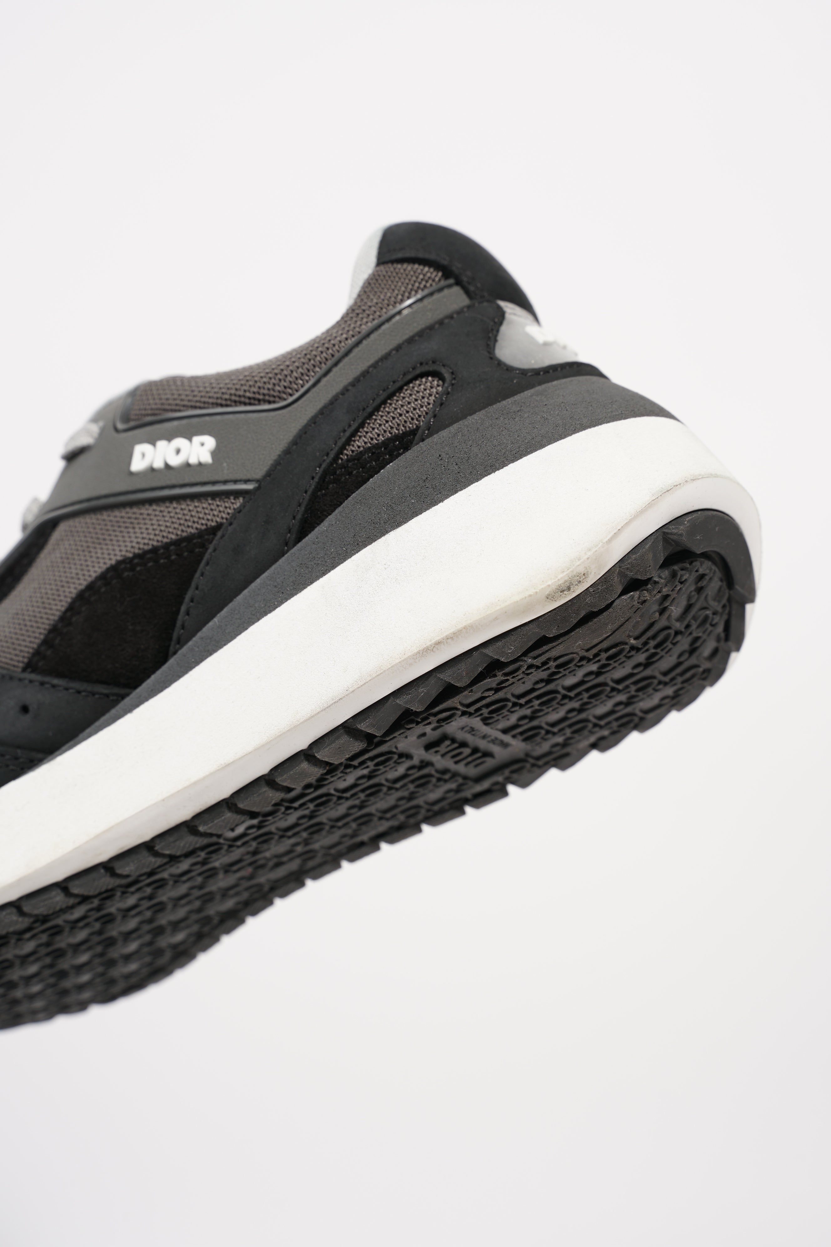 Christian Dior Mens B29 Sneaker Grey / Black EU 42 / UK 8