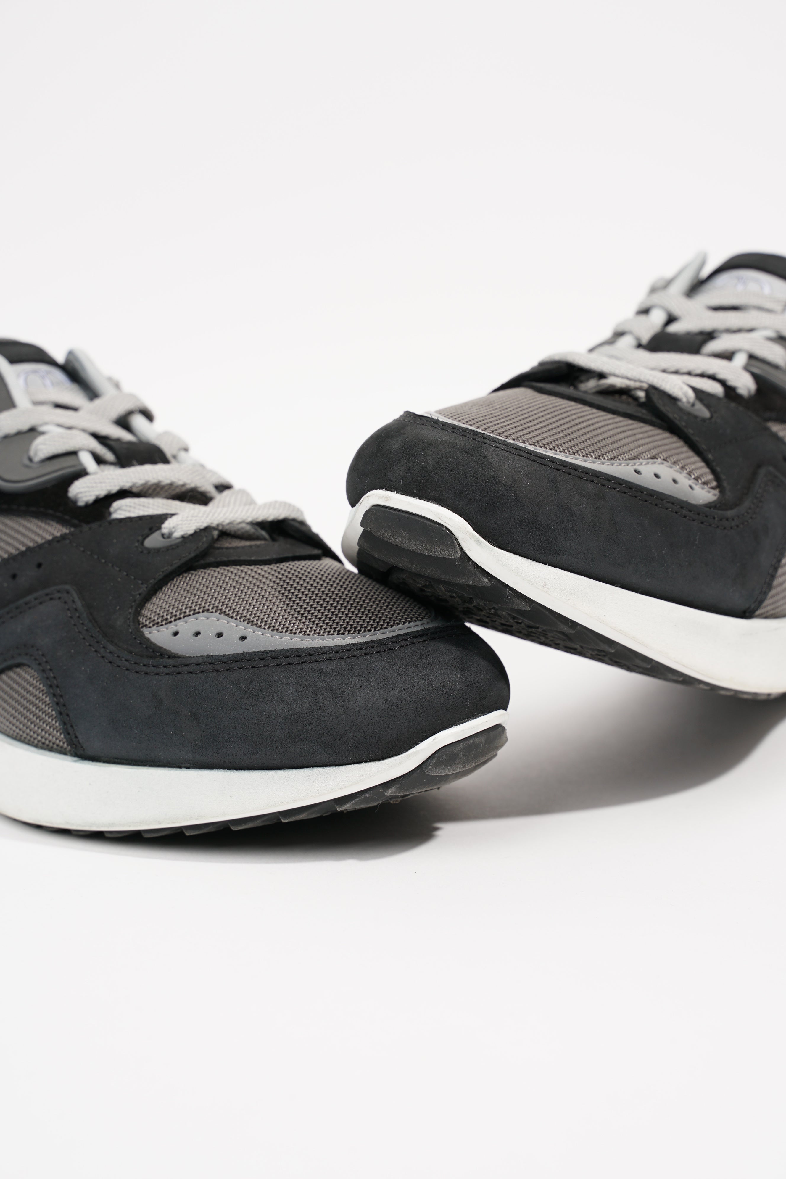 Christian Dior Mens B29 Sneaker Grey / Black EU 42 / UK 8