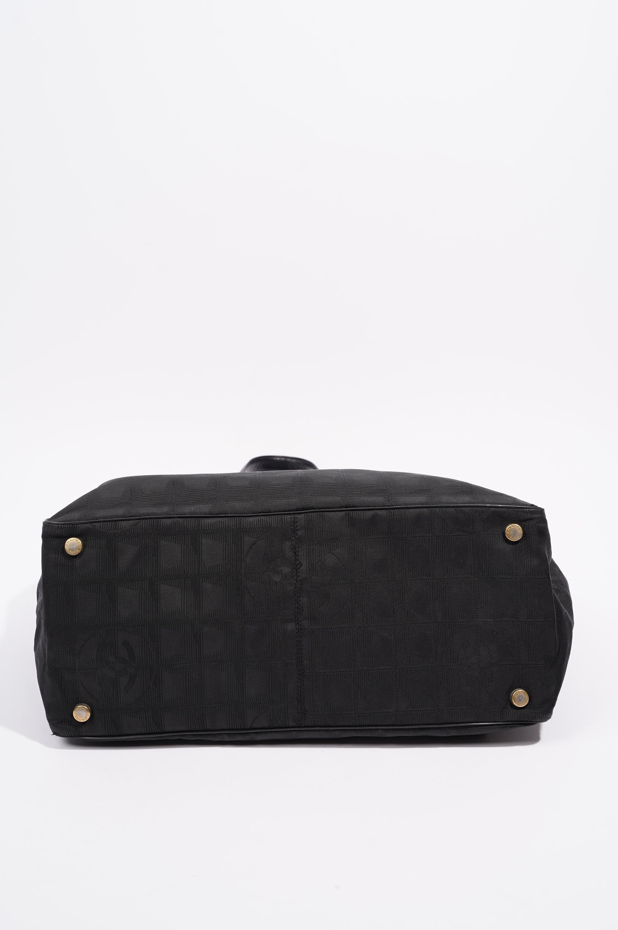 Chanel Womens Vintage Travel Line Tote Black