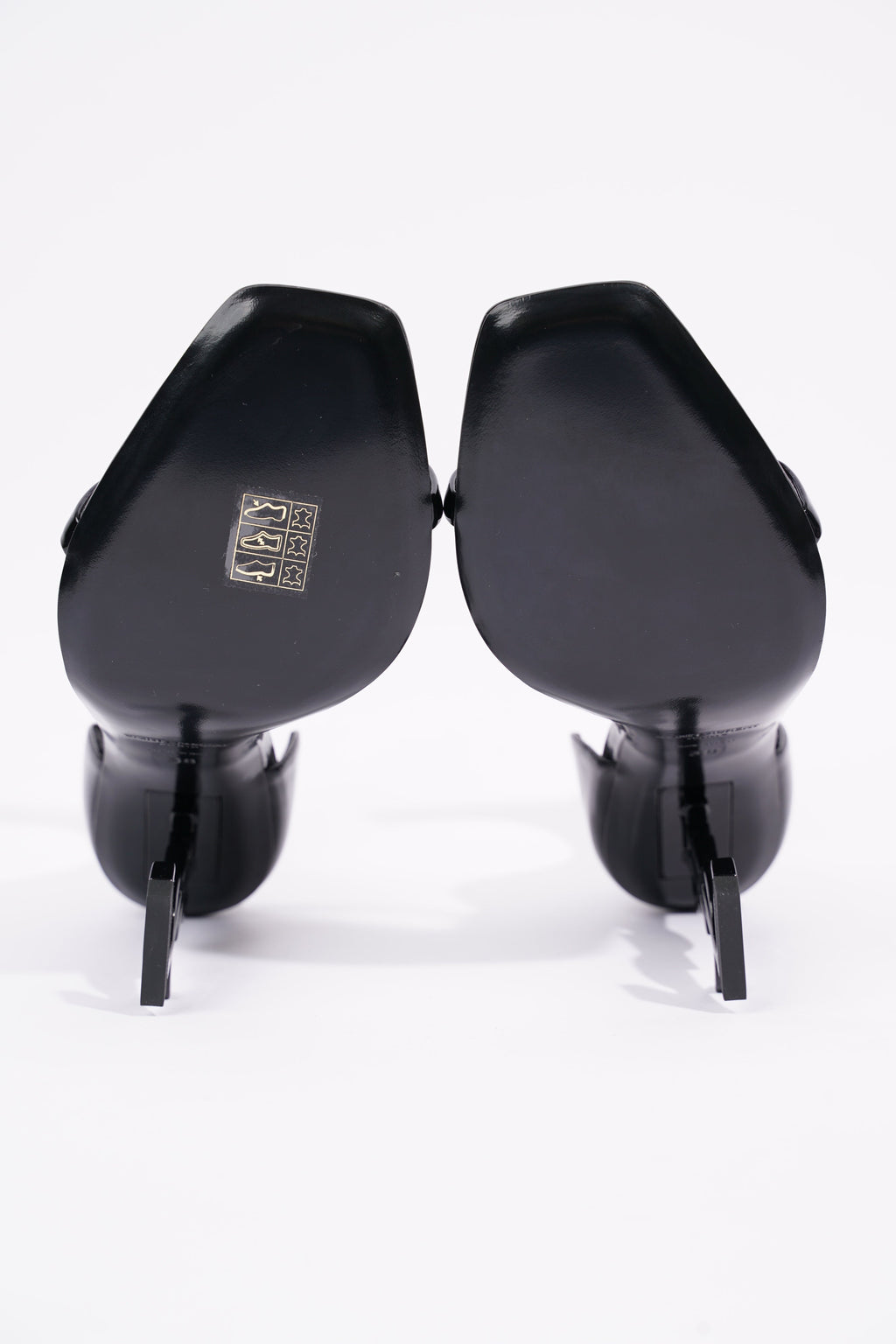 Saint Laurent Womens Opyum 110 Patent Black EU 38 / UK 5