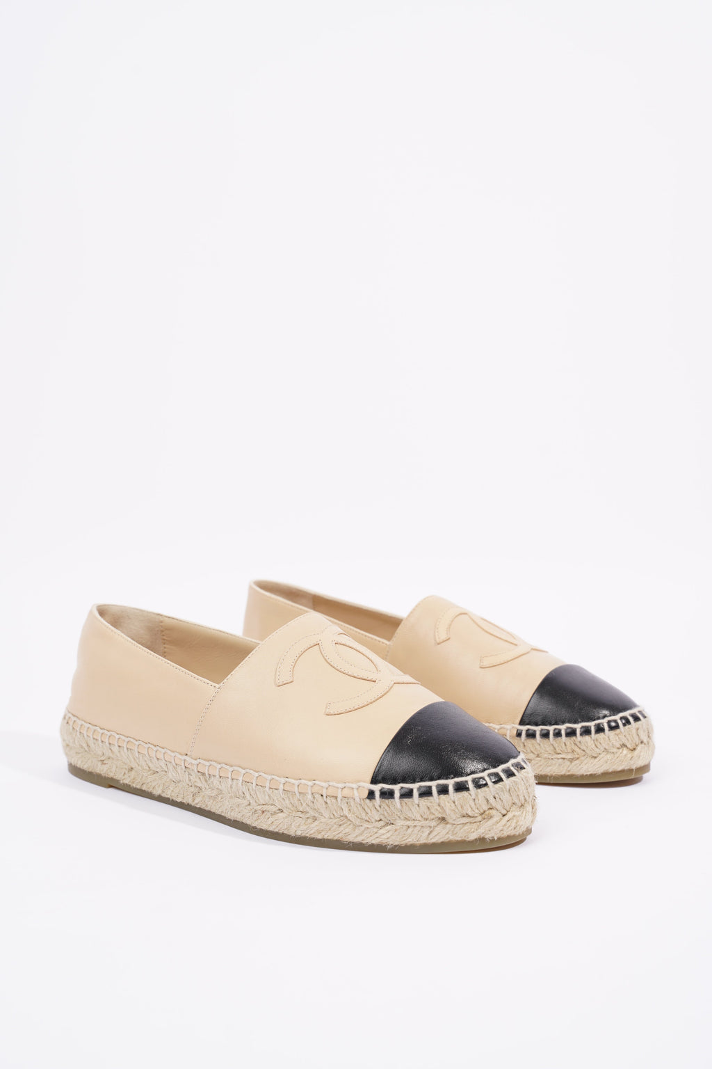 Chanel Womens Espadrilles Beige / Black EU 37 / UK 4
