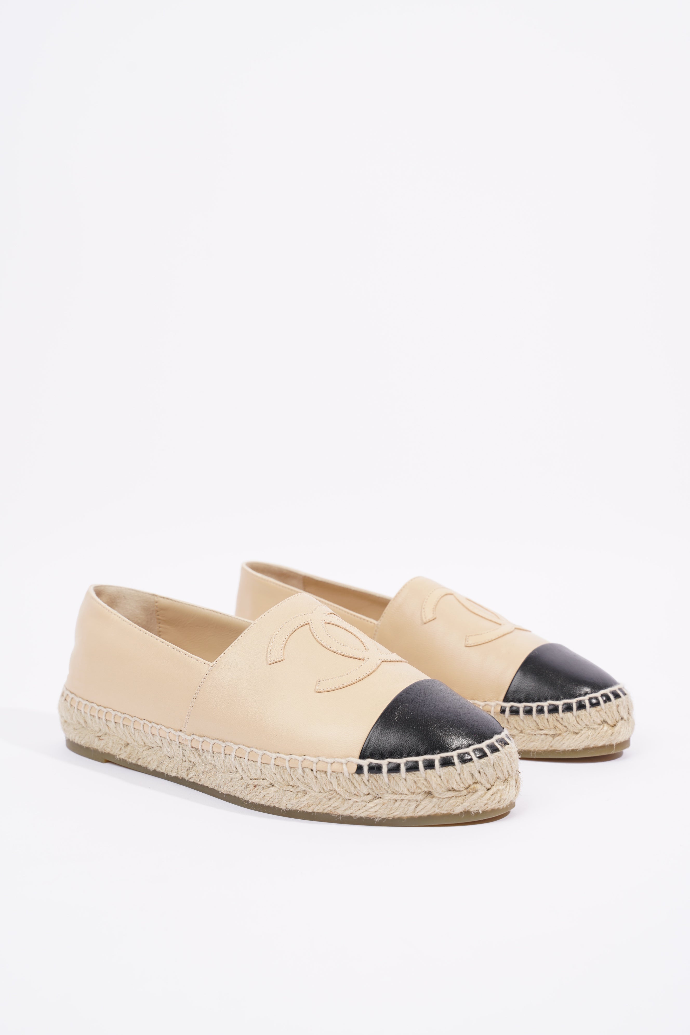 Chanel Womens Espadrilles Beige / Black EU 37 / UK 4