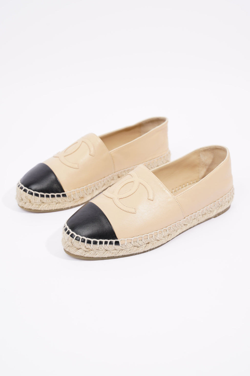 Chanel Womens Espadrilles Beige / Black EU 37 / UK 4