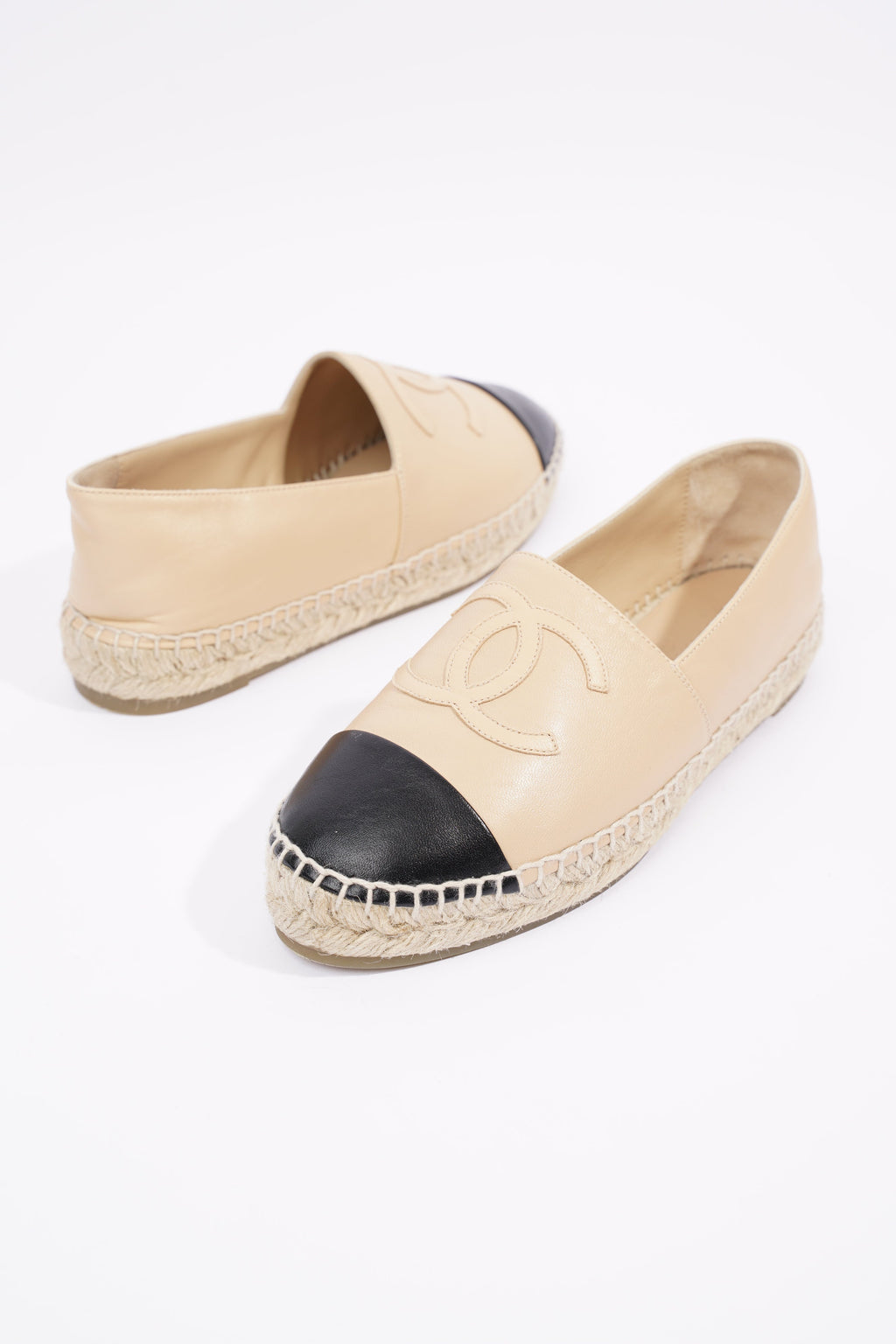Chanel Womens Espadrilles Beige / Black EU 37 / UK 4