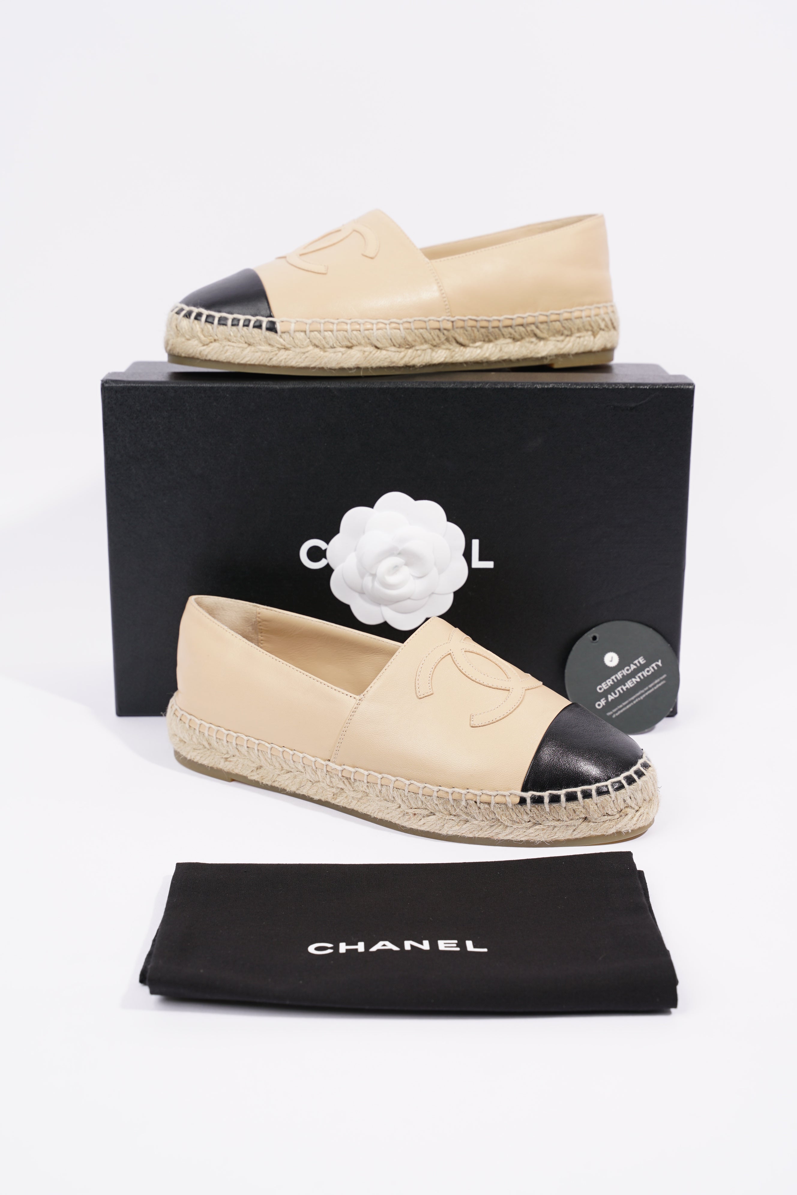 Chanel Womens Espadrilles Beige / Black EU 37 / UK 4
