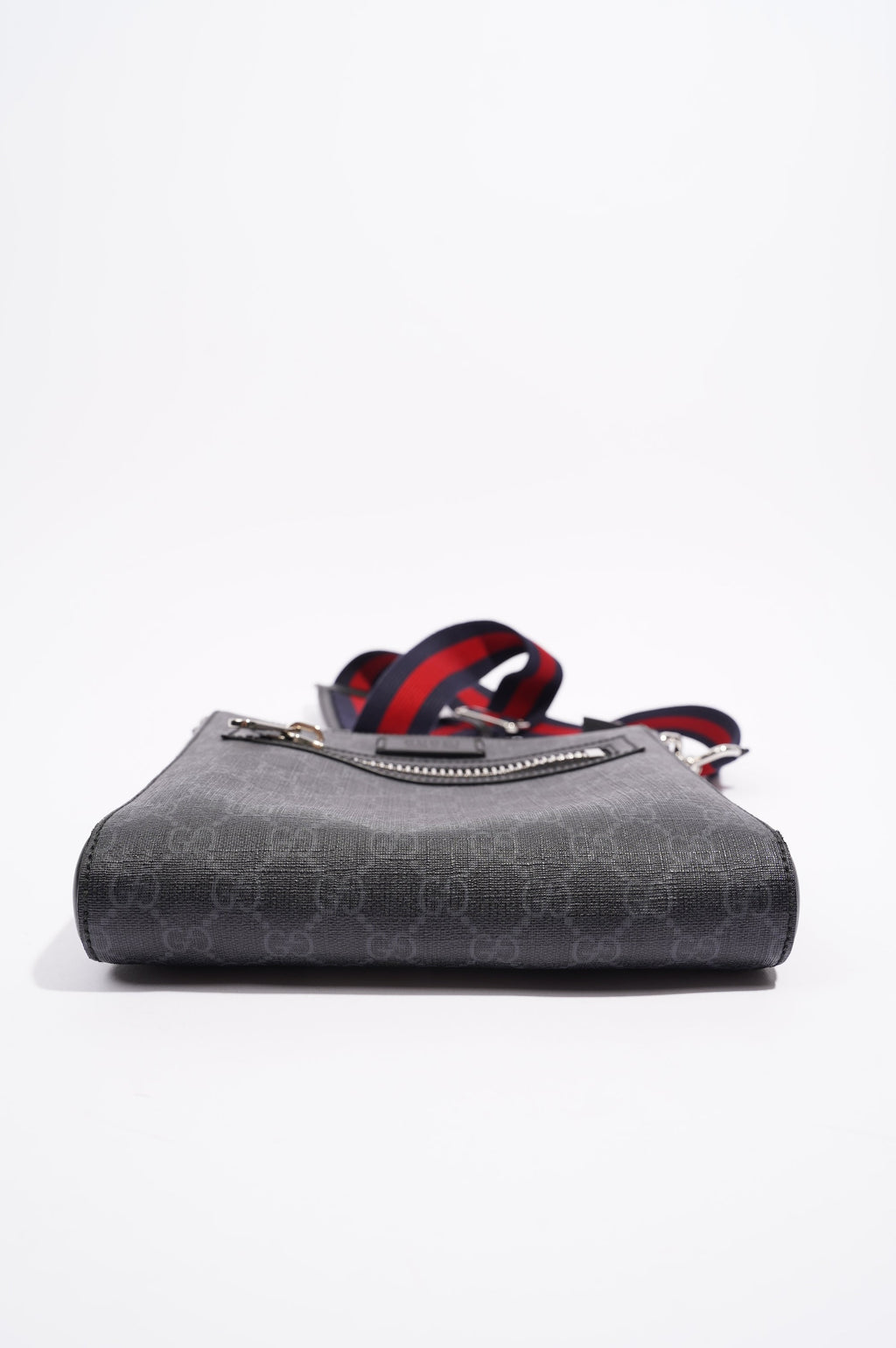 Gucci Mens GG Messenger Bag Black Small