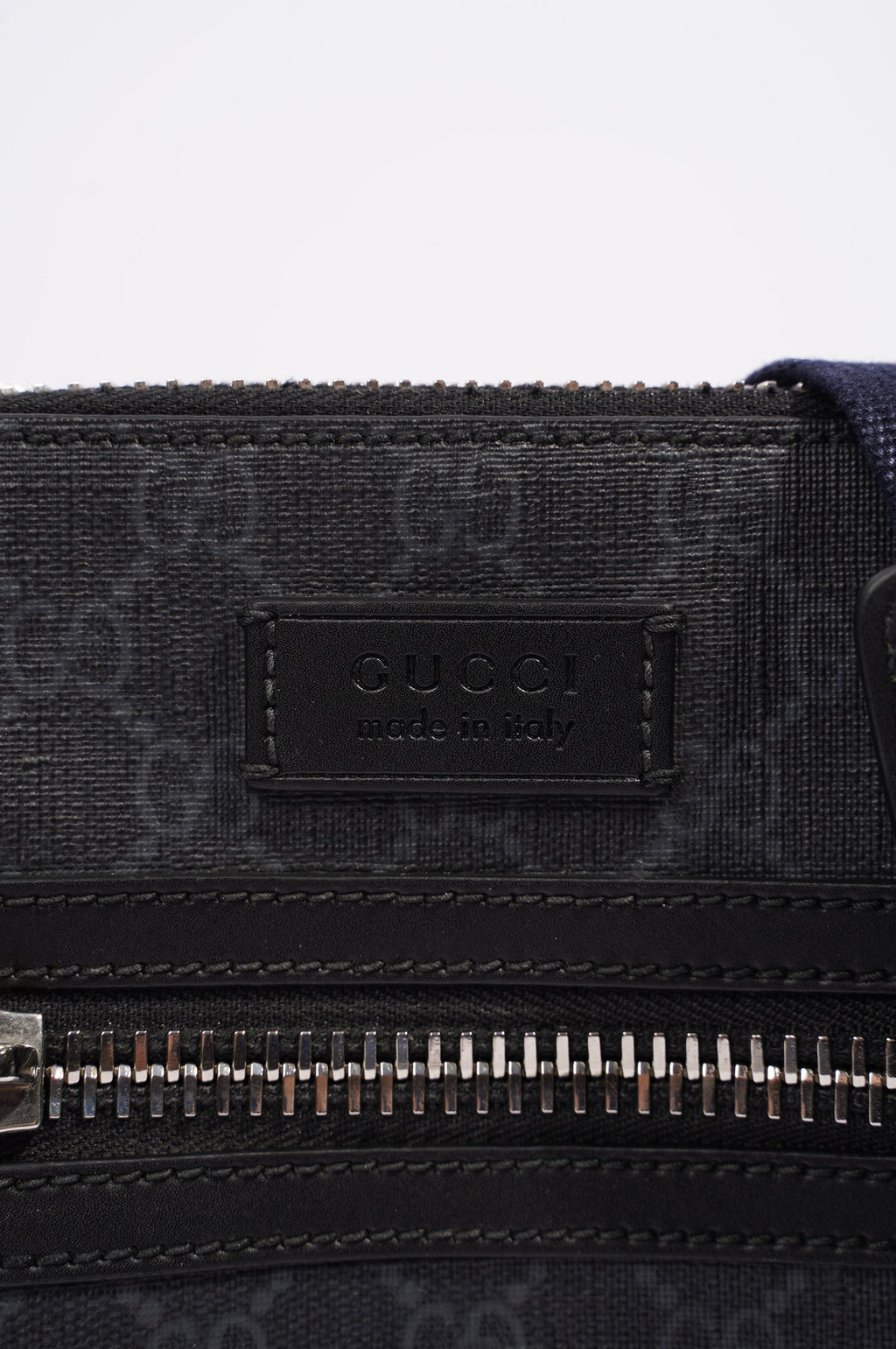 Gucci Mens GG Messenger Bag Black Small