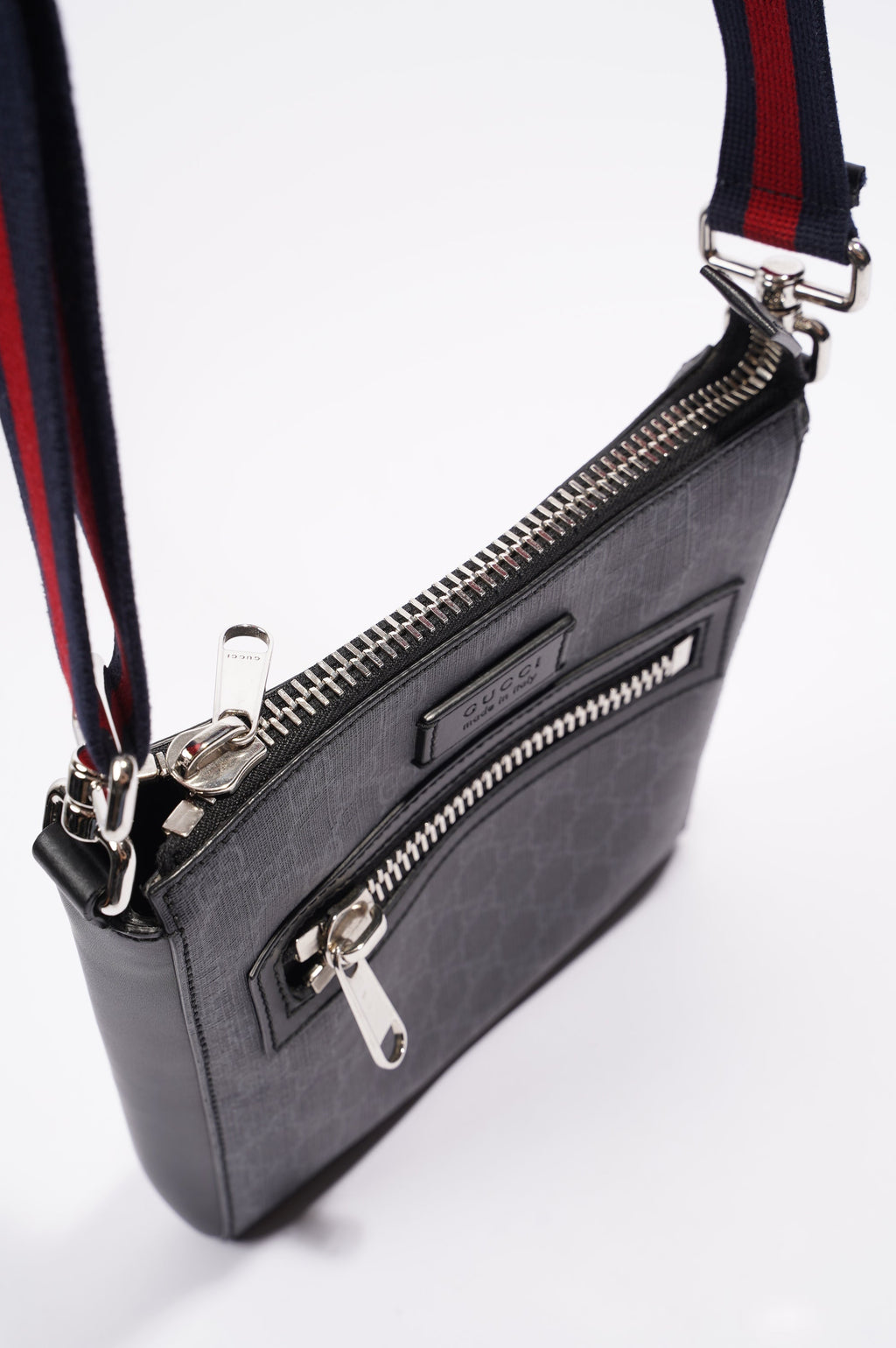 Gucci Mens GG Messenger Bag Black Small