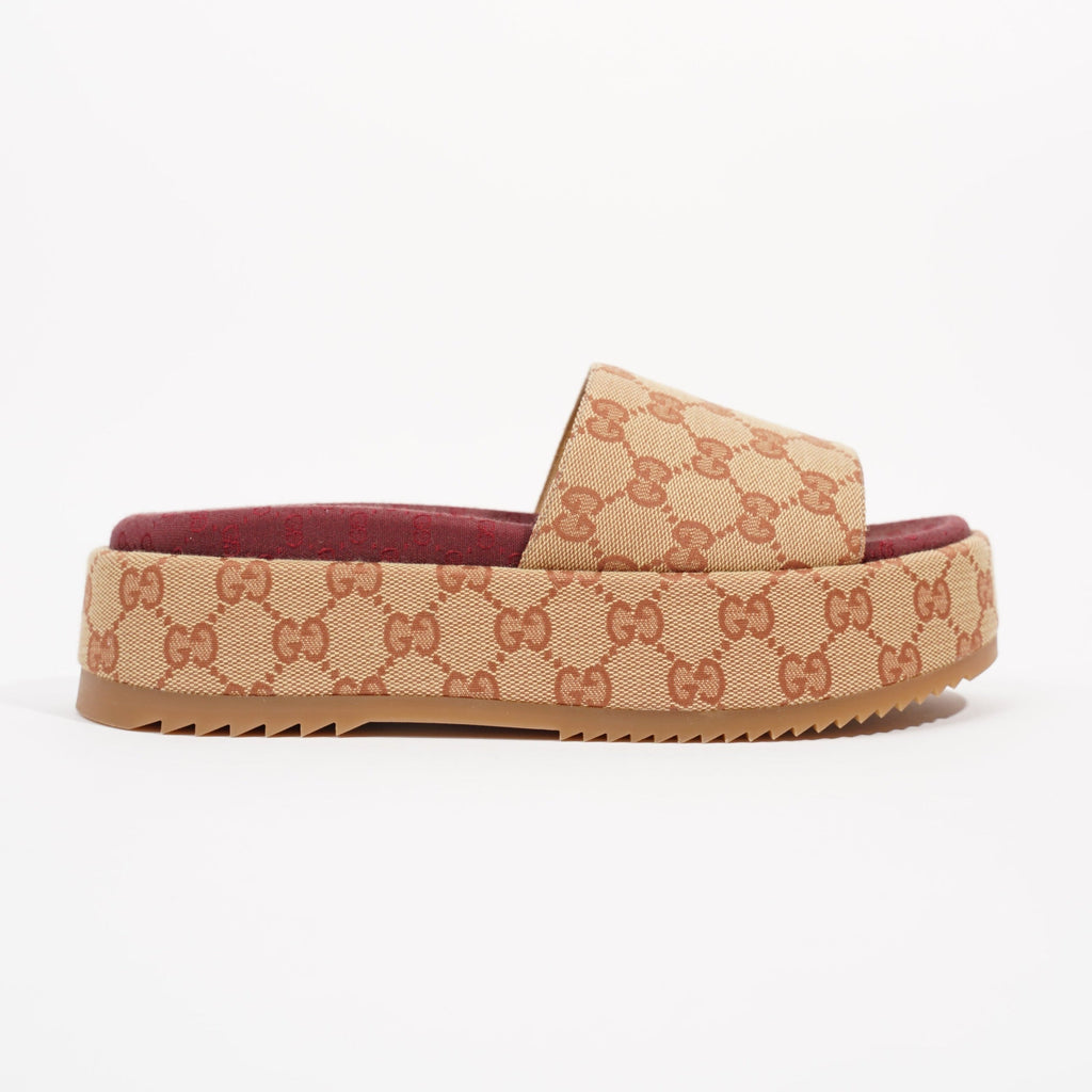 Gucci Womens Original GG Slide Sandal Beige / Brick Red EU 39.5 / UK 6.5