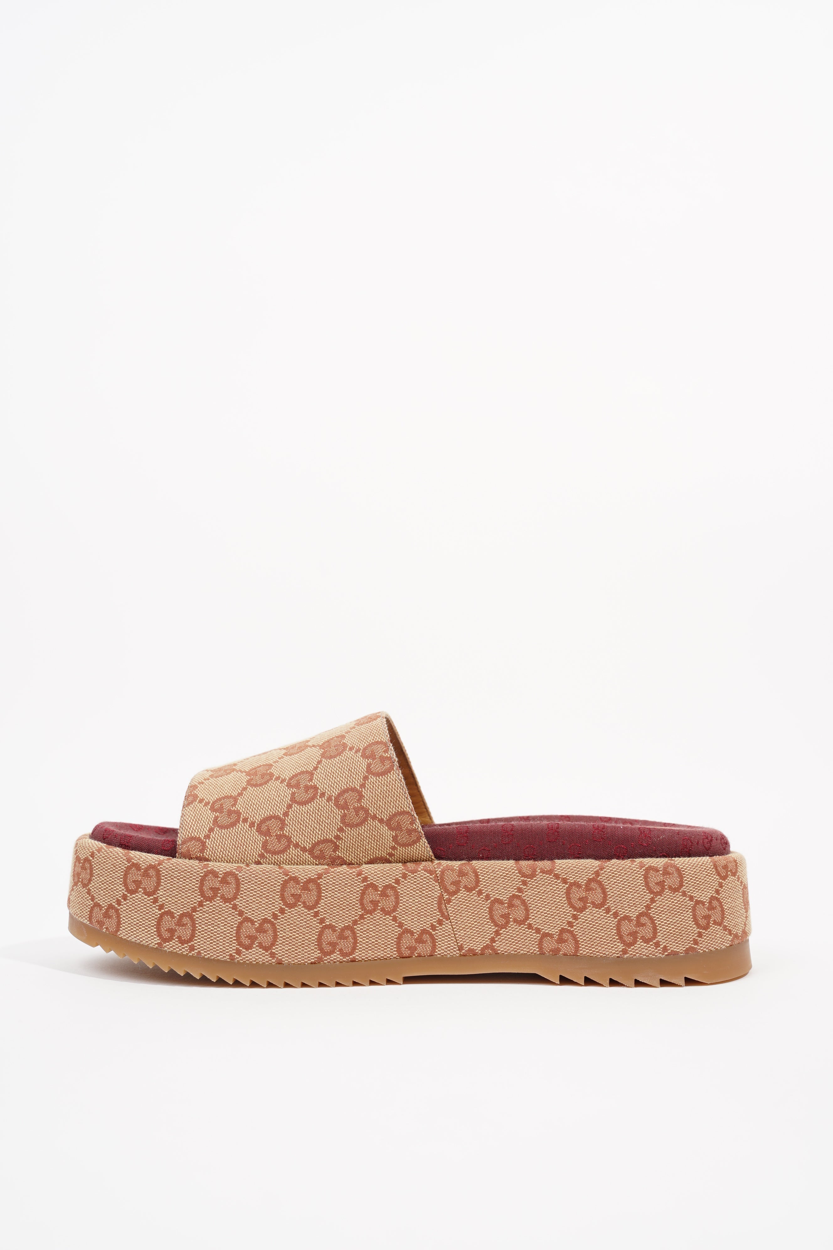 Gucci Womens Original GG Slide Sandal Beige / Brick Red EU 39.5 / UK 6.5