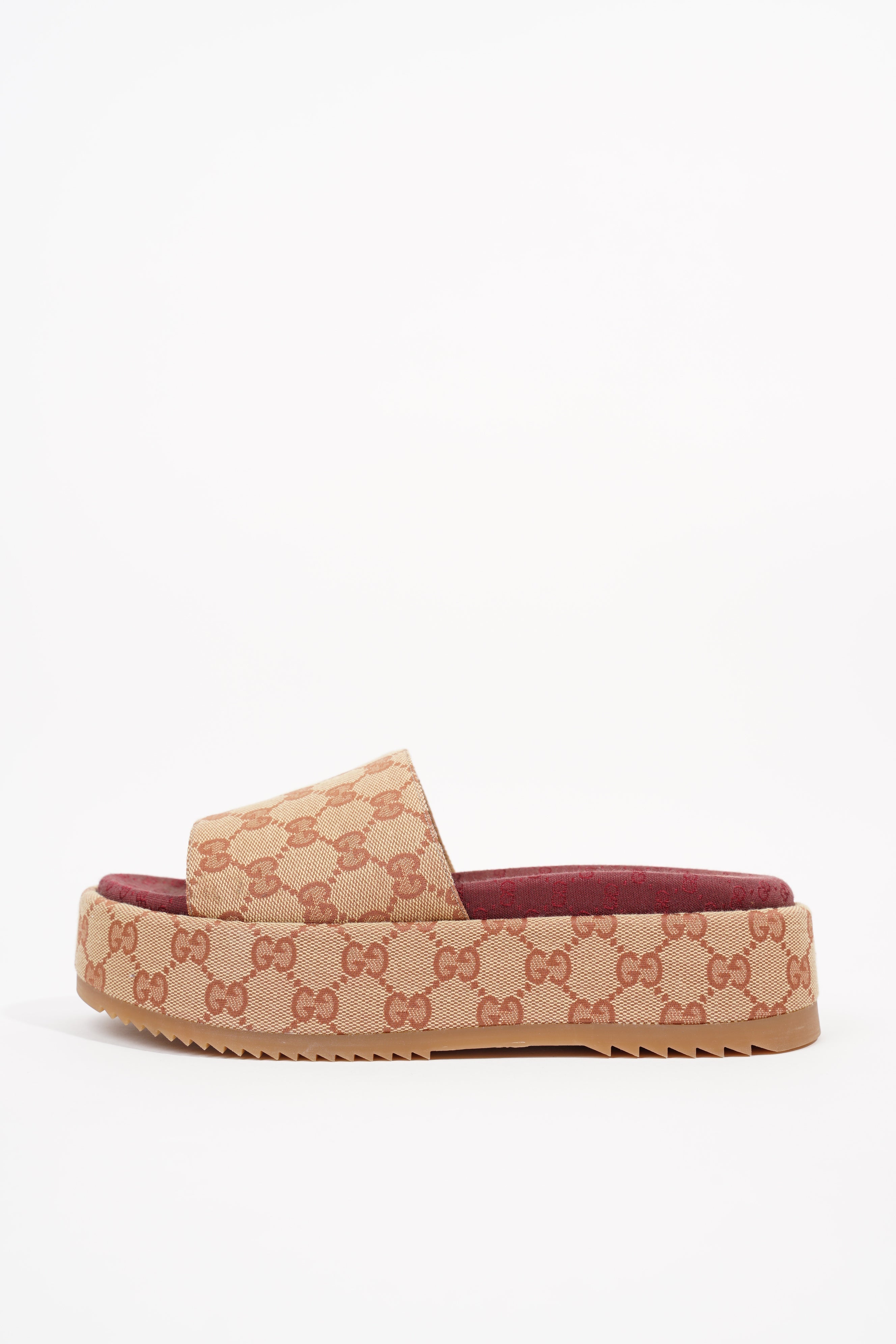 Gucci Womens Original GG Slide Sandal Beige / Brick Red EU 39.5 / UK 6.5