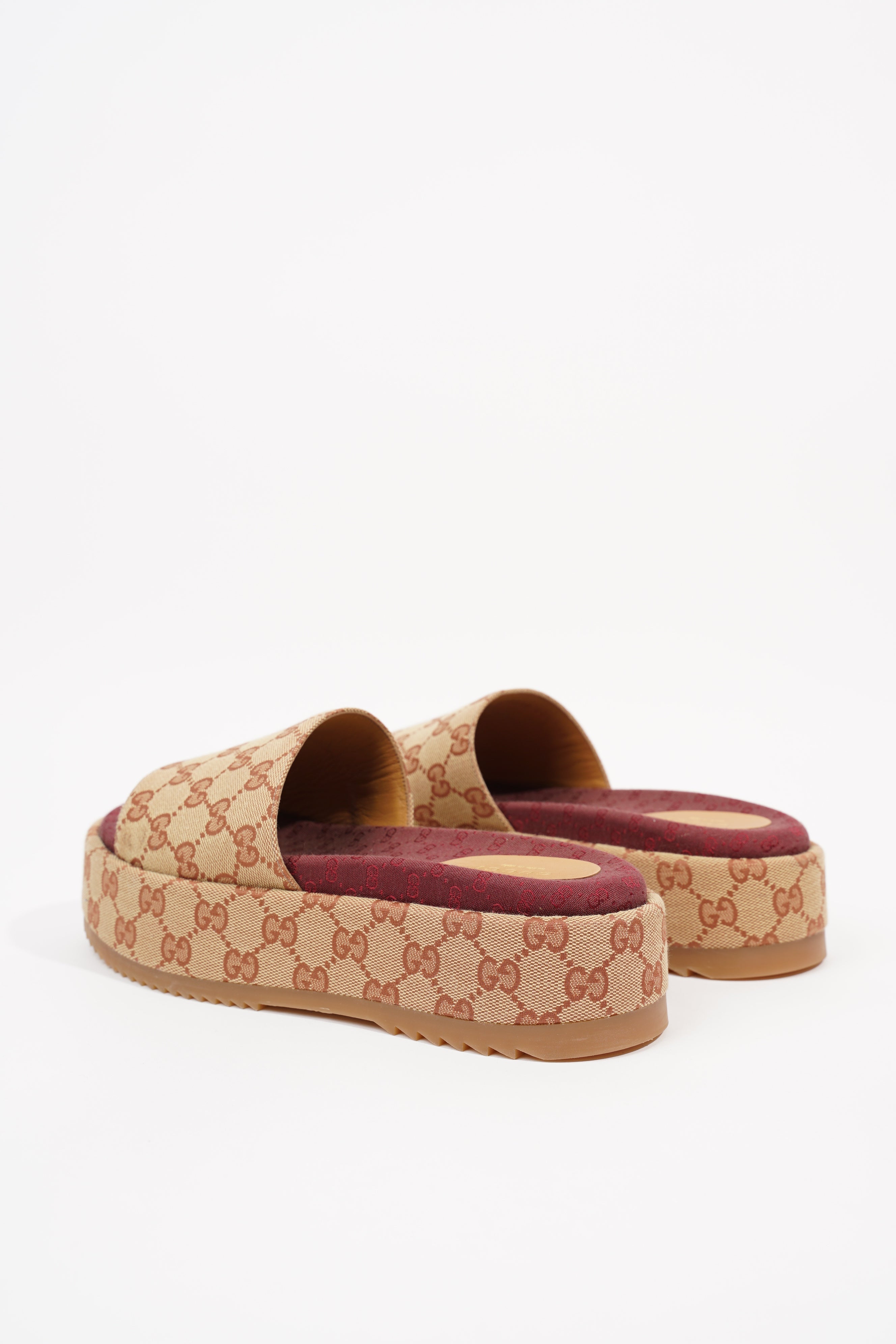 Gucci Womens Original GG Slide Sandal Beige / Brick Red EU 39.5 / UK 6.5