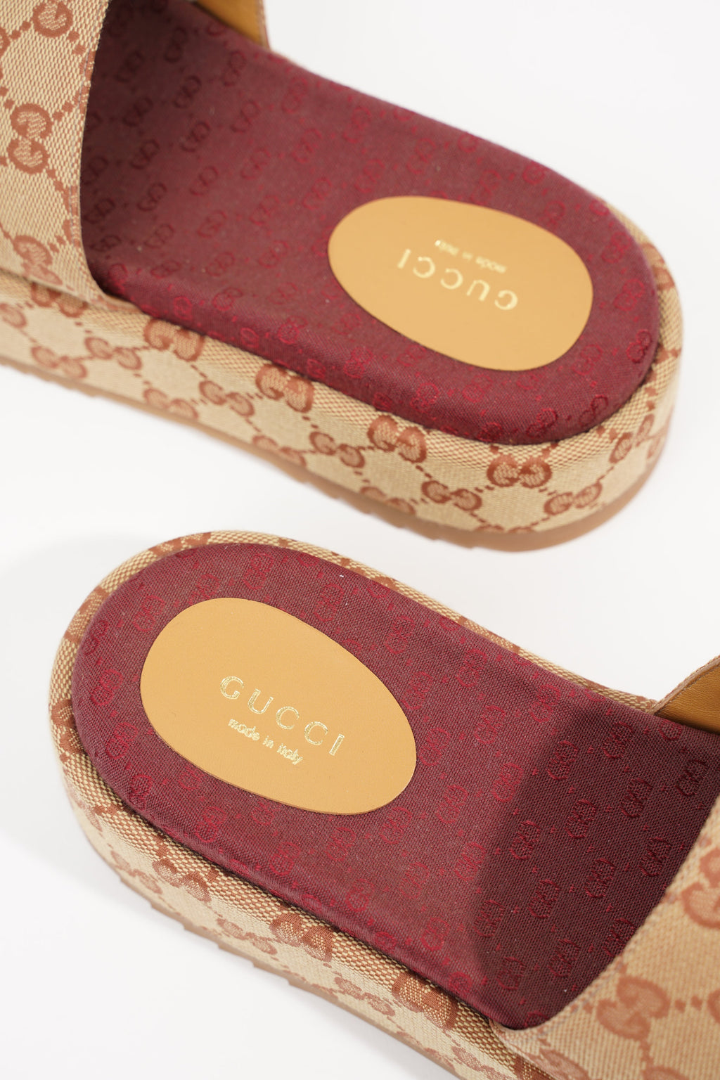 Gucci Womens Original GG Slide Sandal Beige / Brick Red EU 39.5 / UK 6.5