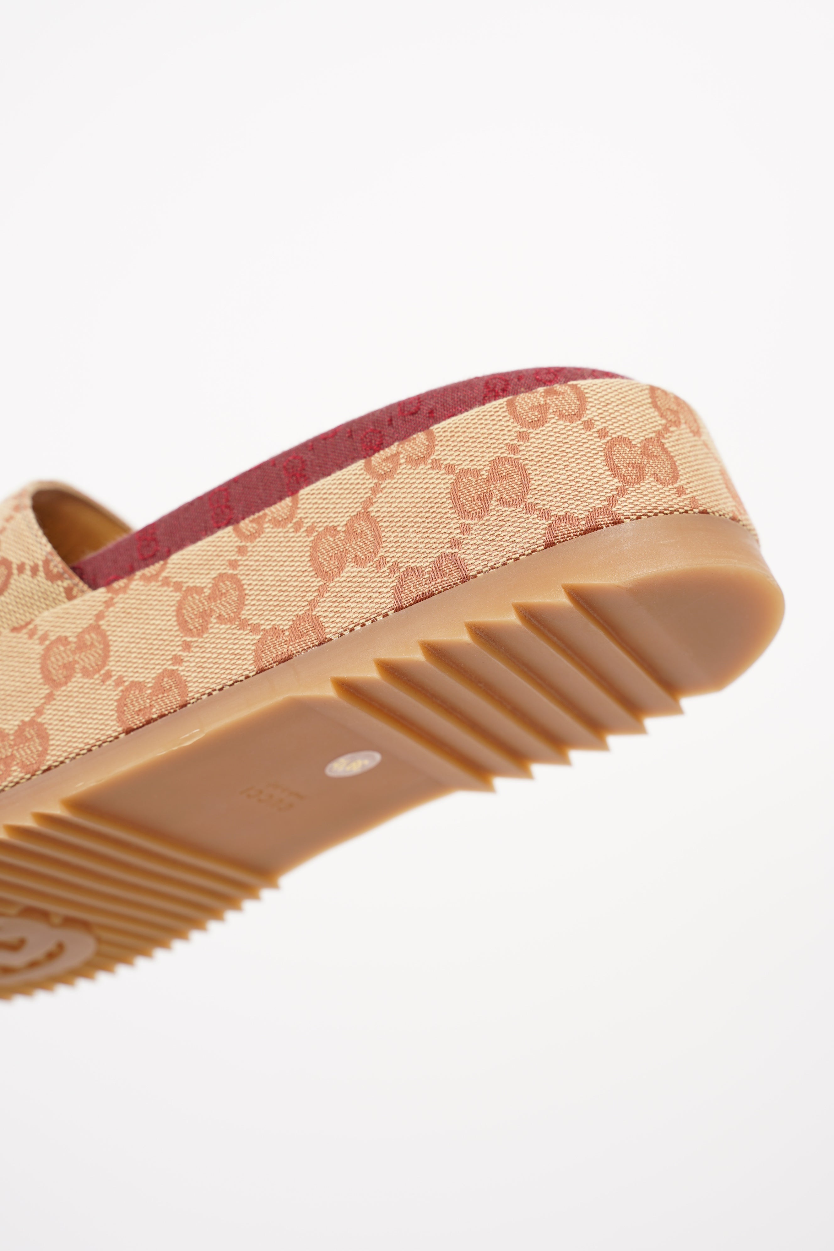 Gucci Womens Original GG Slide Sandal Beige / Brick Red EU 39.5 / UK 6.5