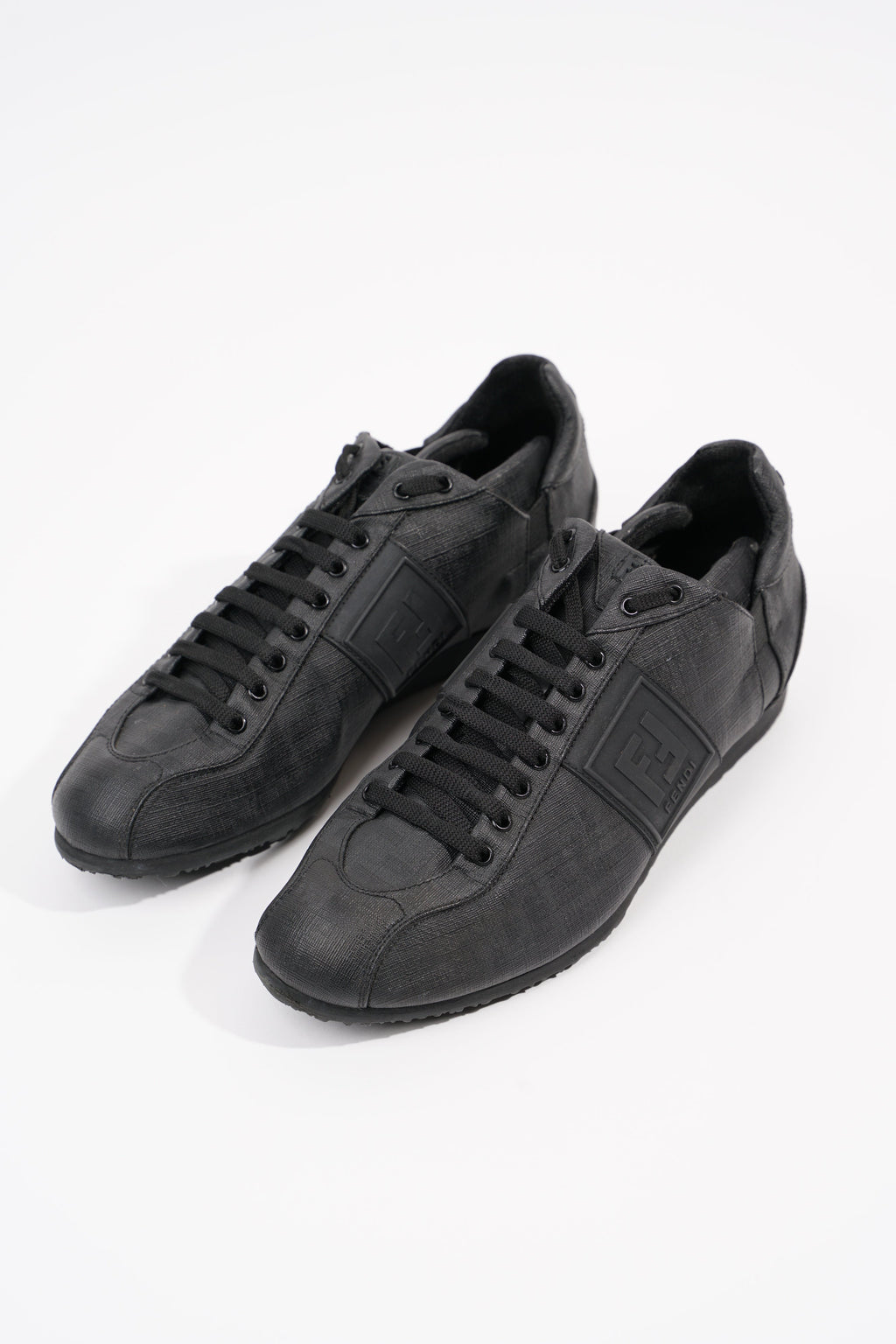 Fendi Mens Low Top Sneaker EU 40.5 / UK 6.5