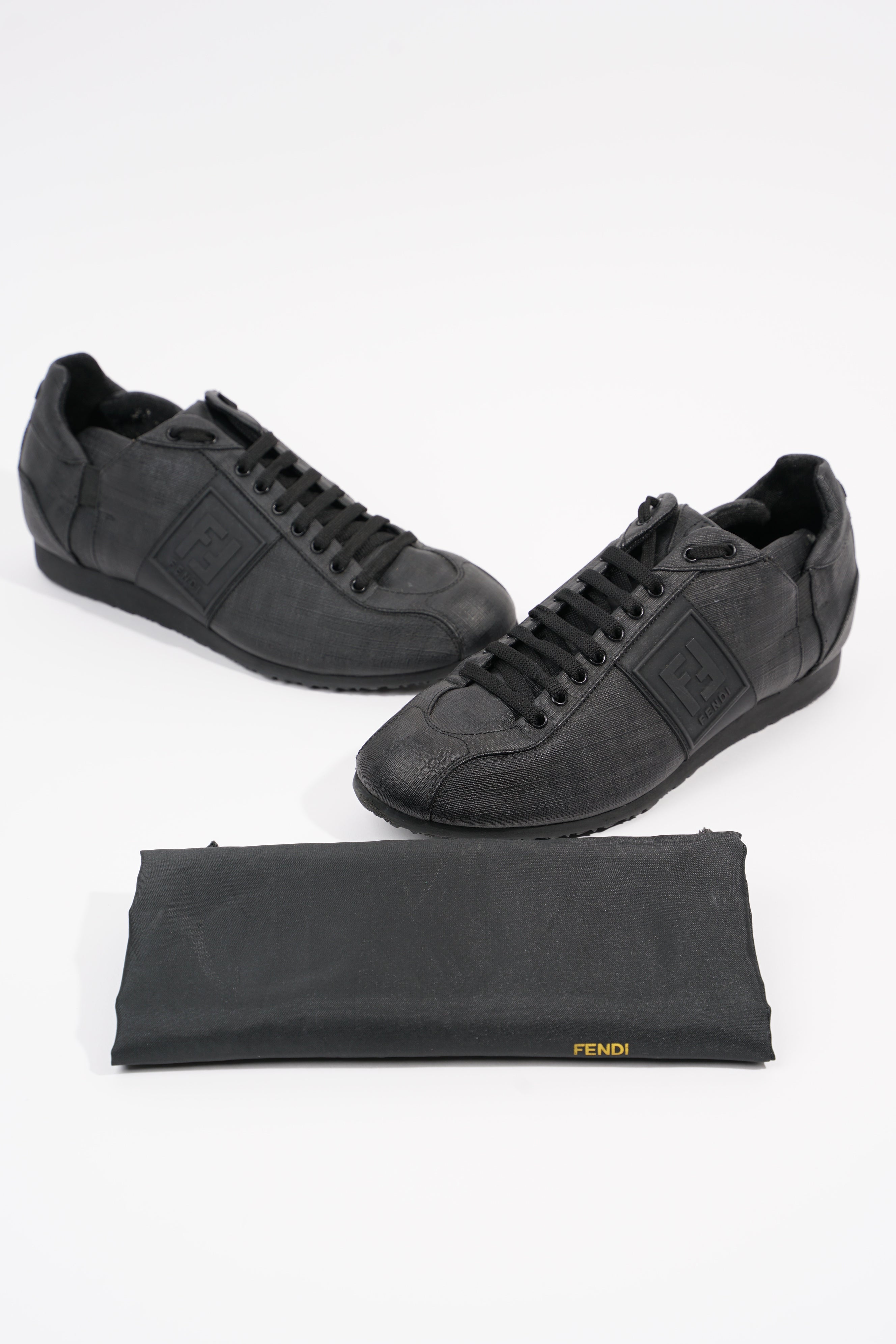 Fendi Mens Low Top Sneaker EU 40.5 / UK 6.5
