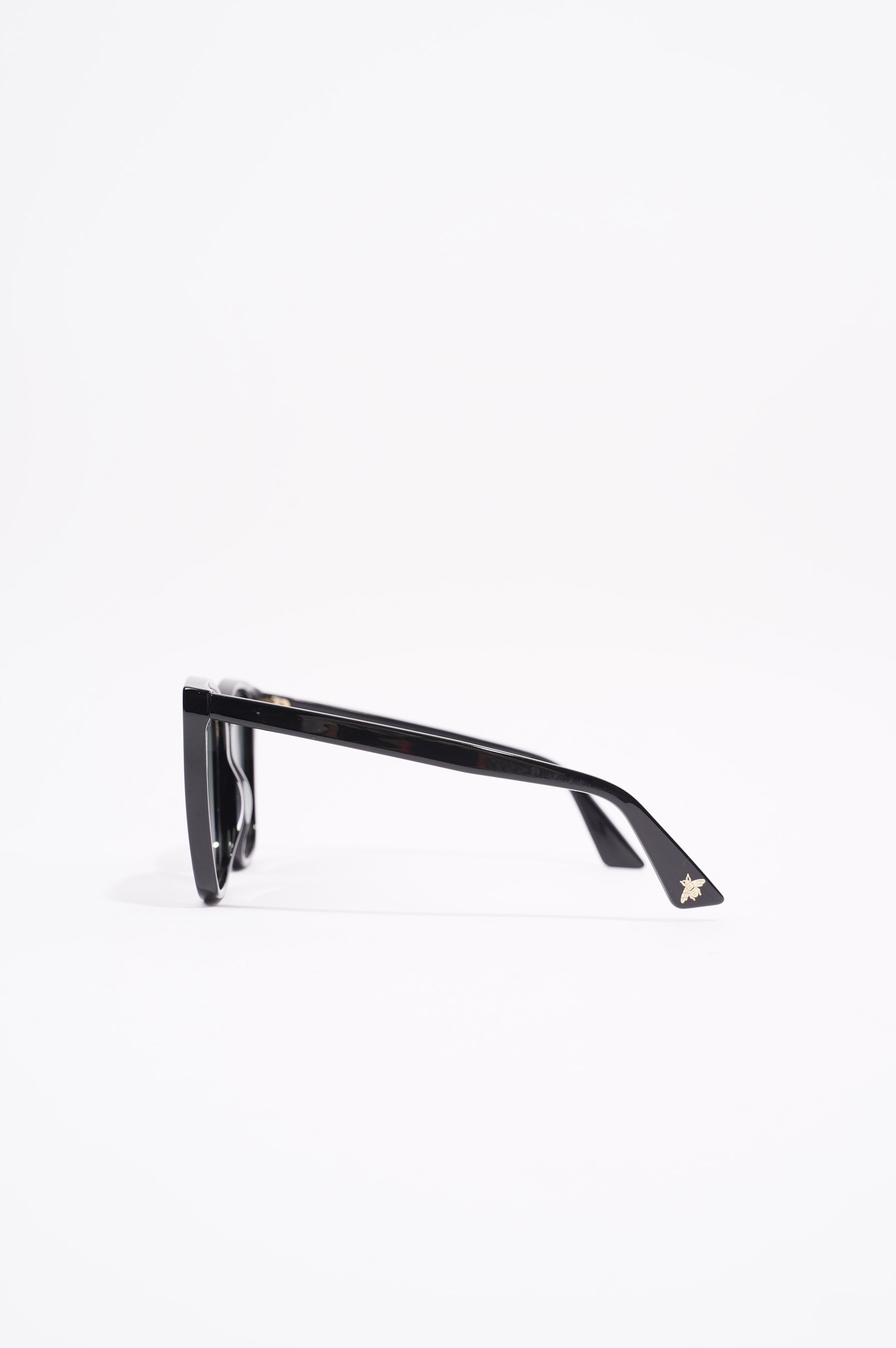 Gucci Womens Oversized Sunglasses Black Acetate 140