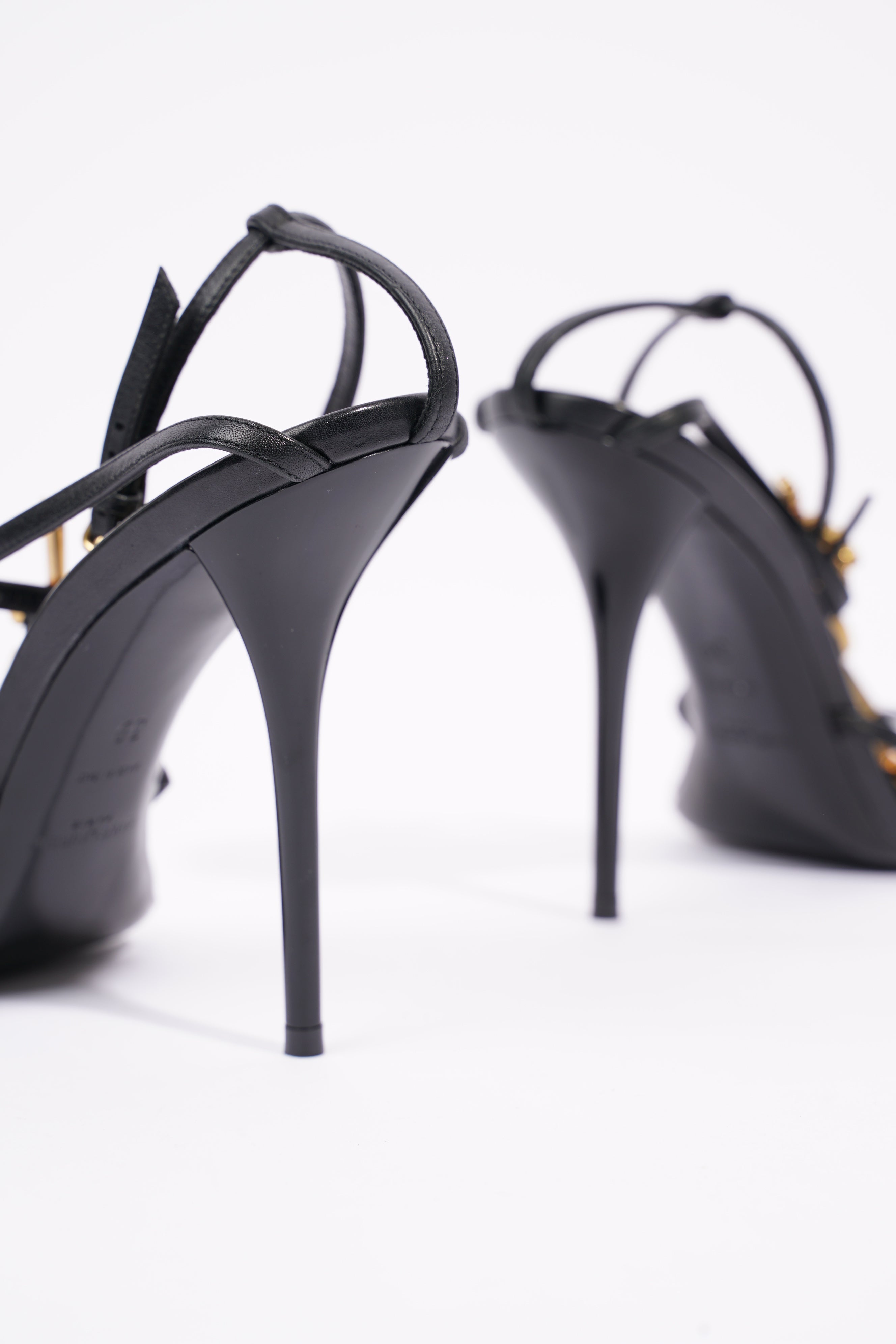 Saint Laurent Womens Cassandra 110 Black EU 39 / UK 6