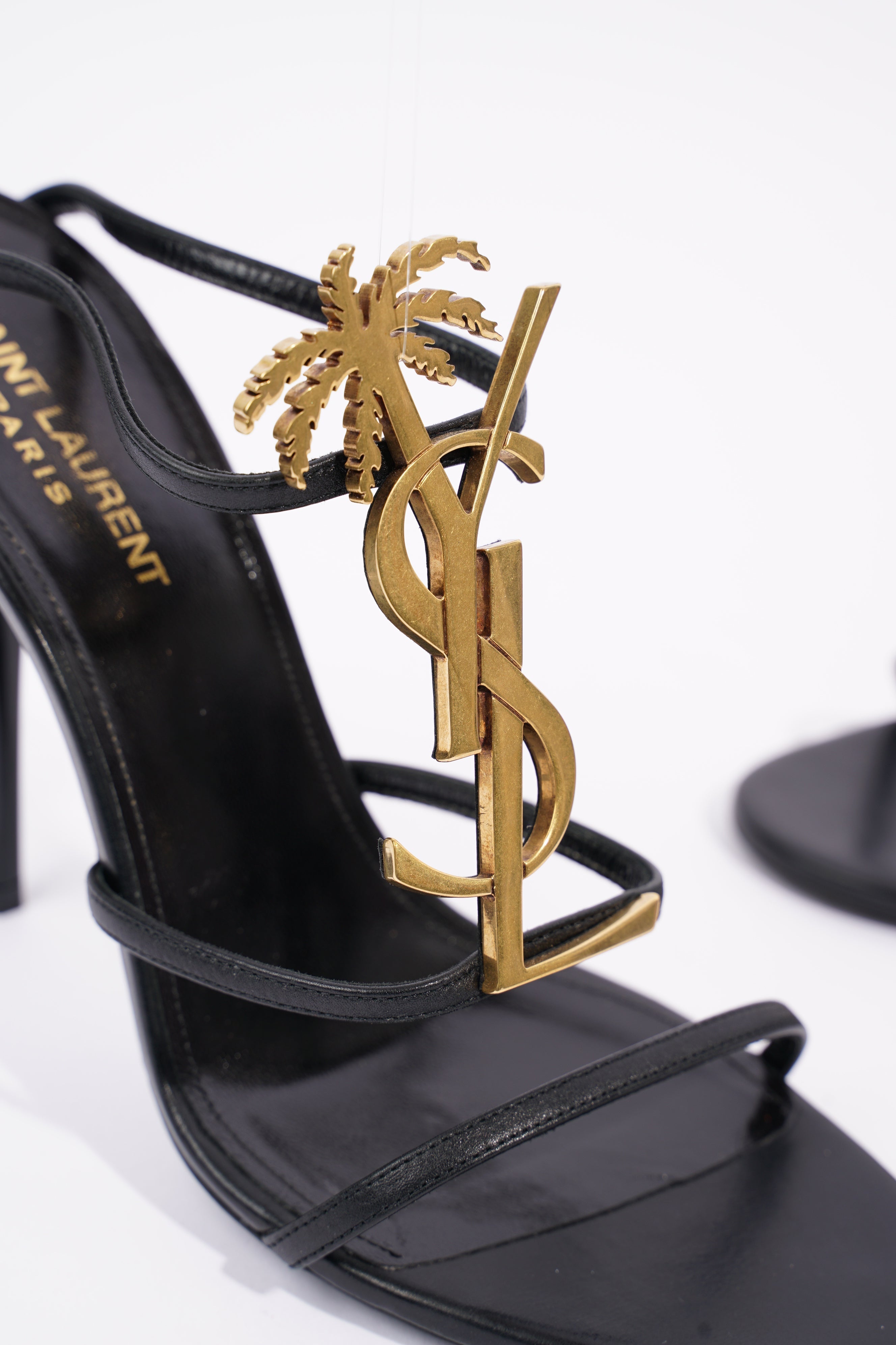 Saint Laurent Womens Cassandra 110 Black EU 39 / UK 6